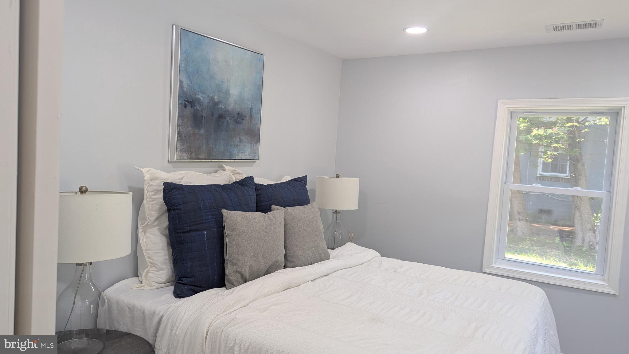 CEDARLAWN - Residential