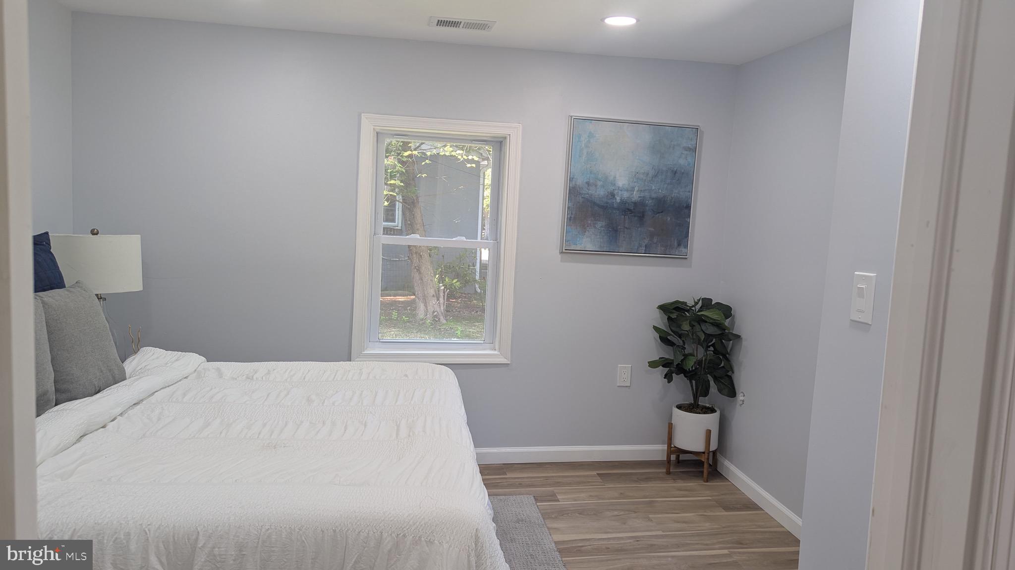 CEDARLAWN - Residential