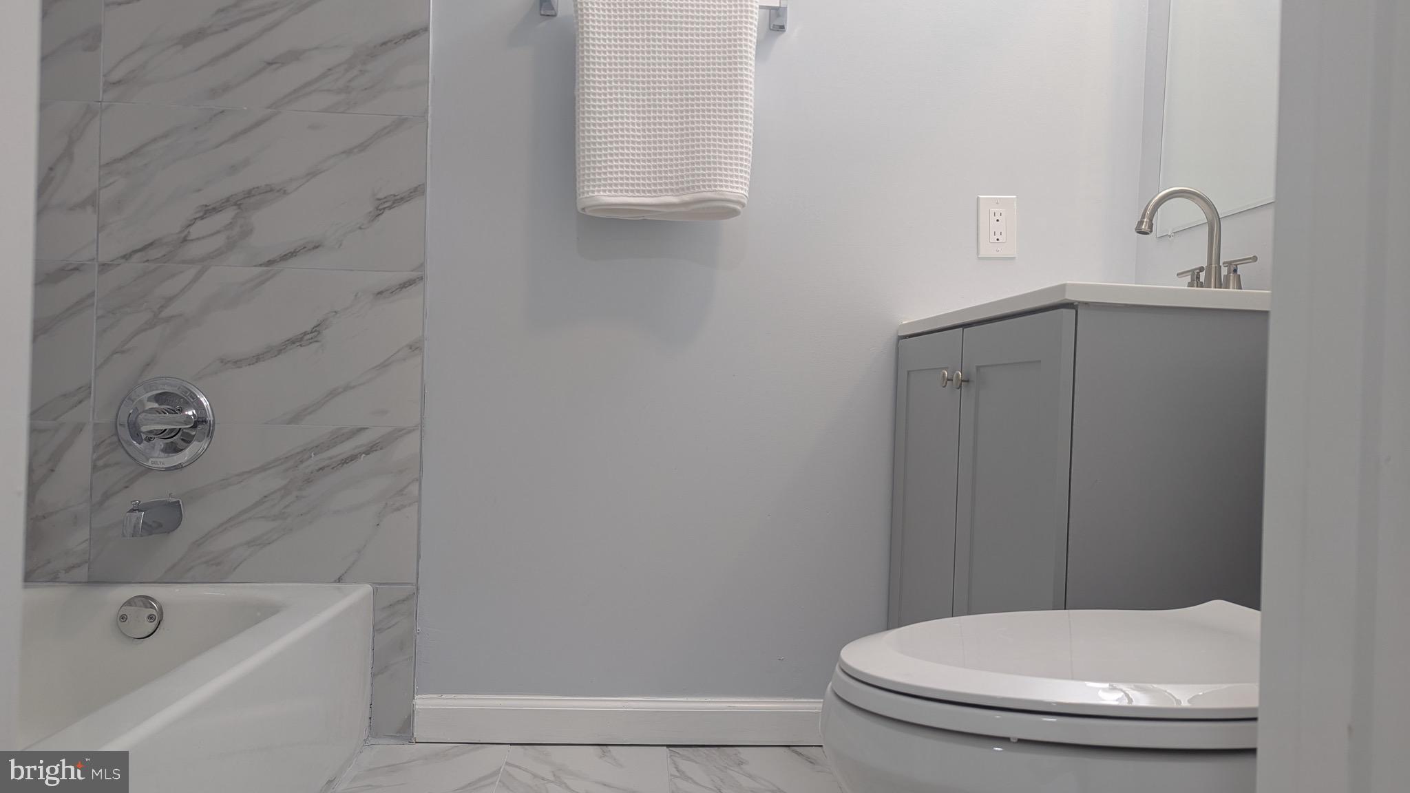 CEDARLAWN - Residential