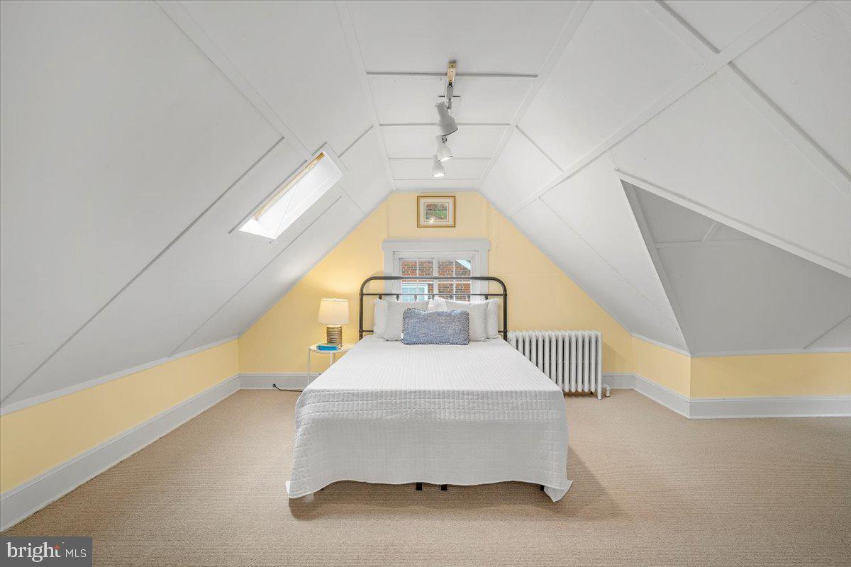 CHEVY CHASE - Residential