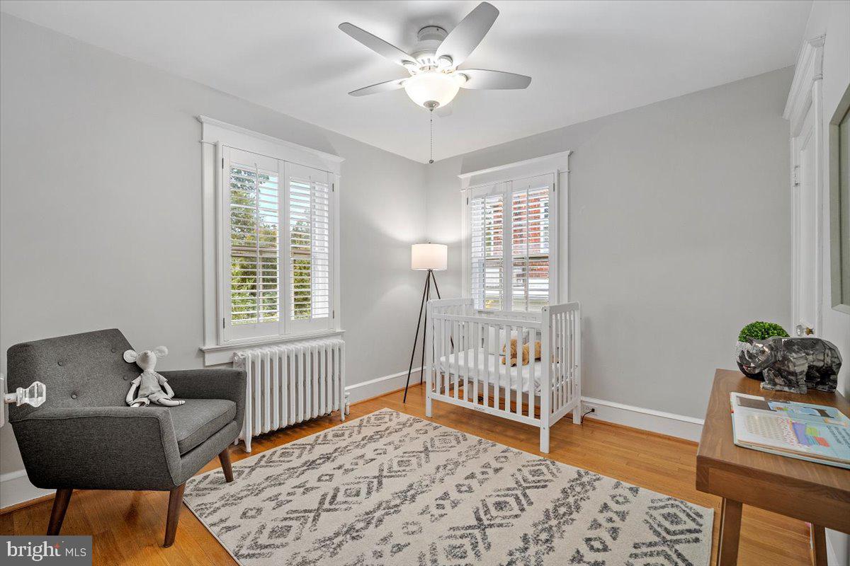 CHEVY CHASE - Residential