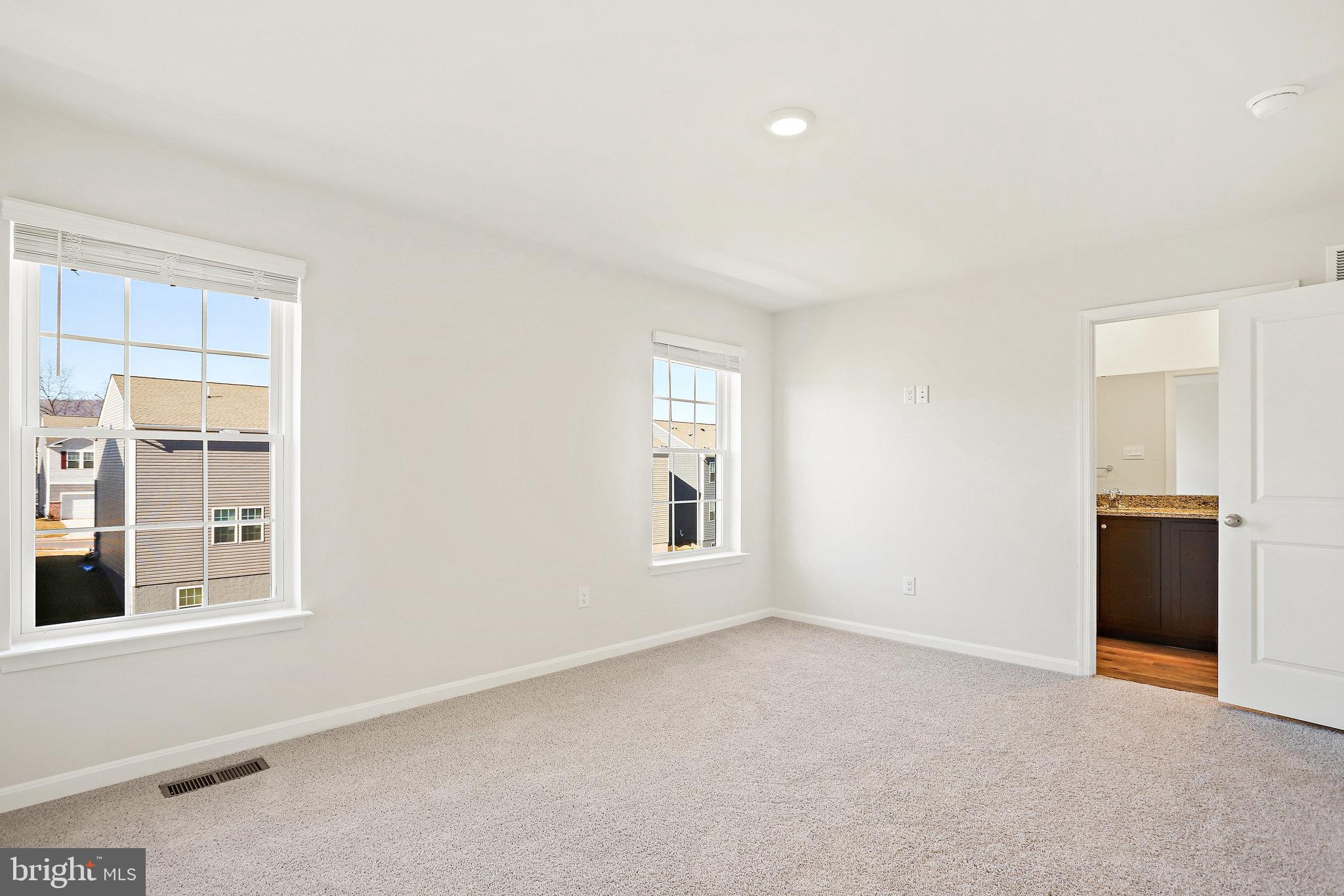 TUSCARORA CREEK - Residential Lease