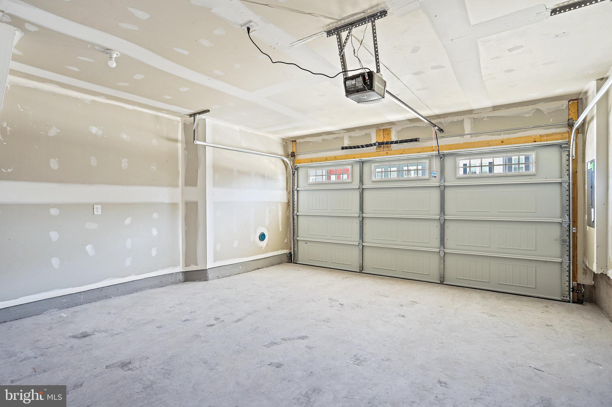 TUSCARORA CREEK - Residential Lease