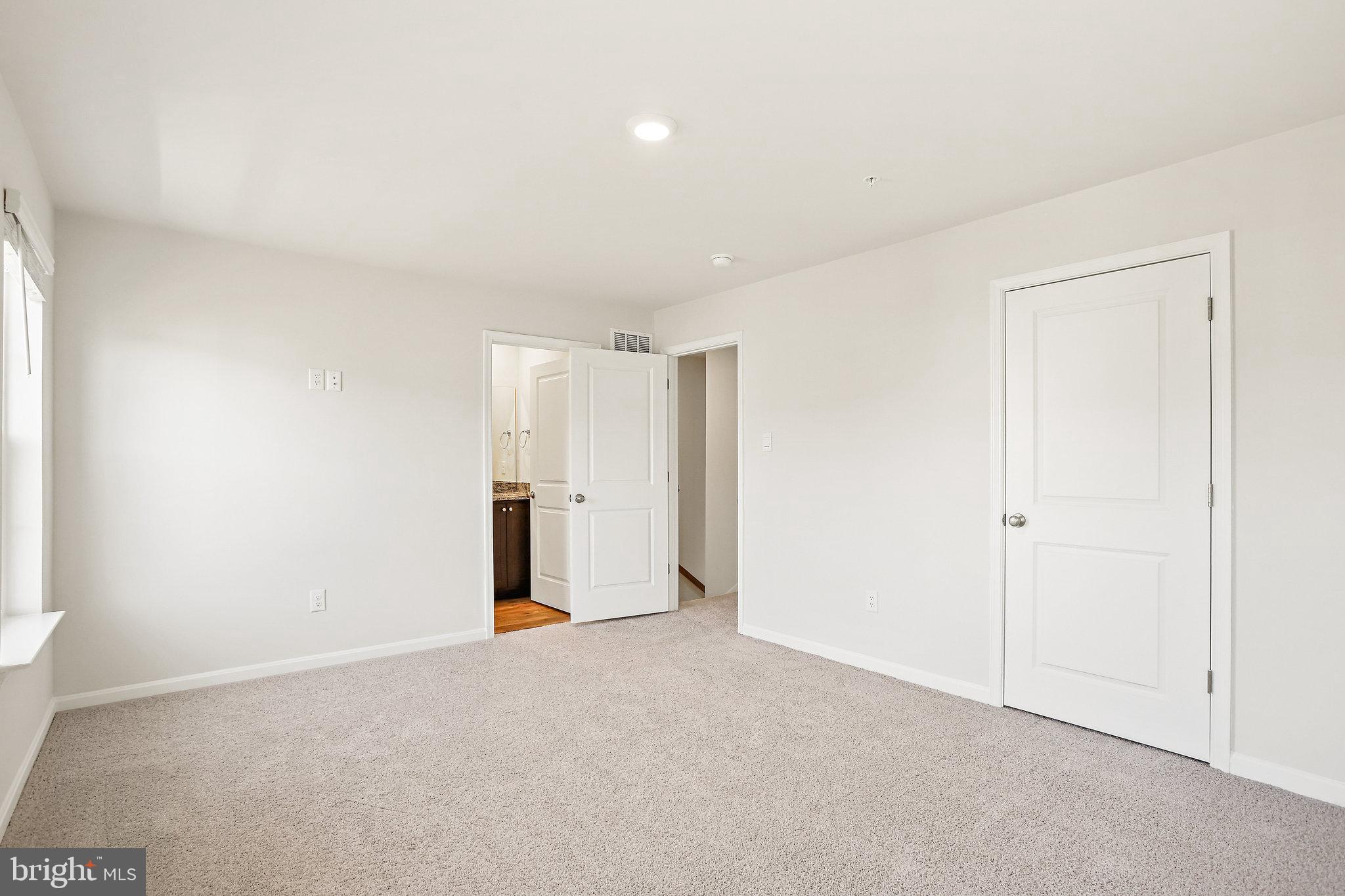 TUSCARORA CREEK - Residential Lease