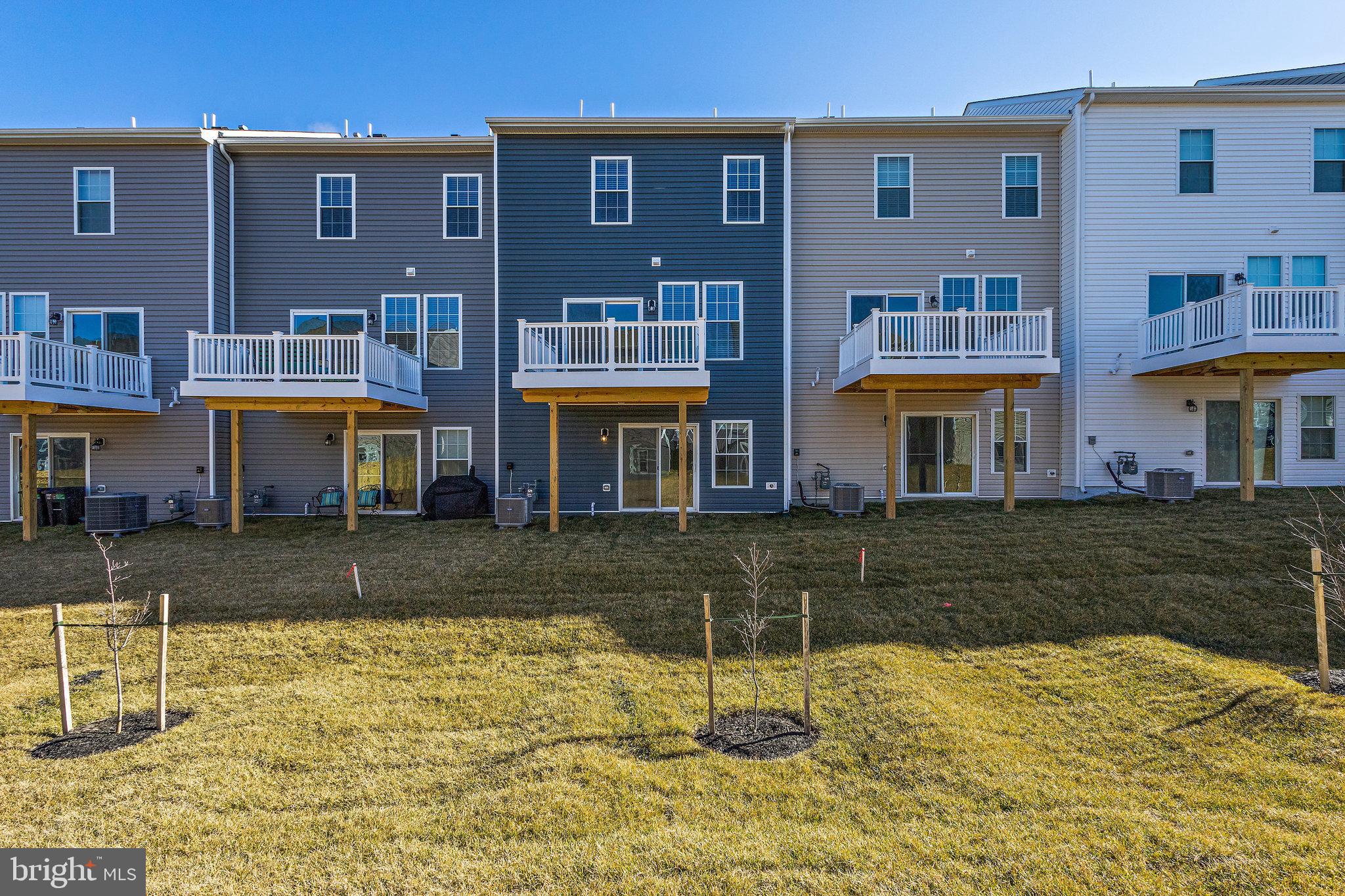 TUSCARORA CREEK - Residential Lease