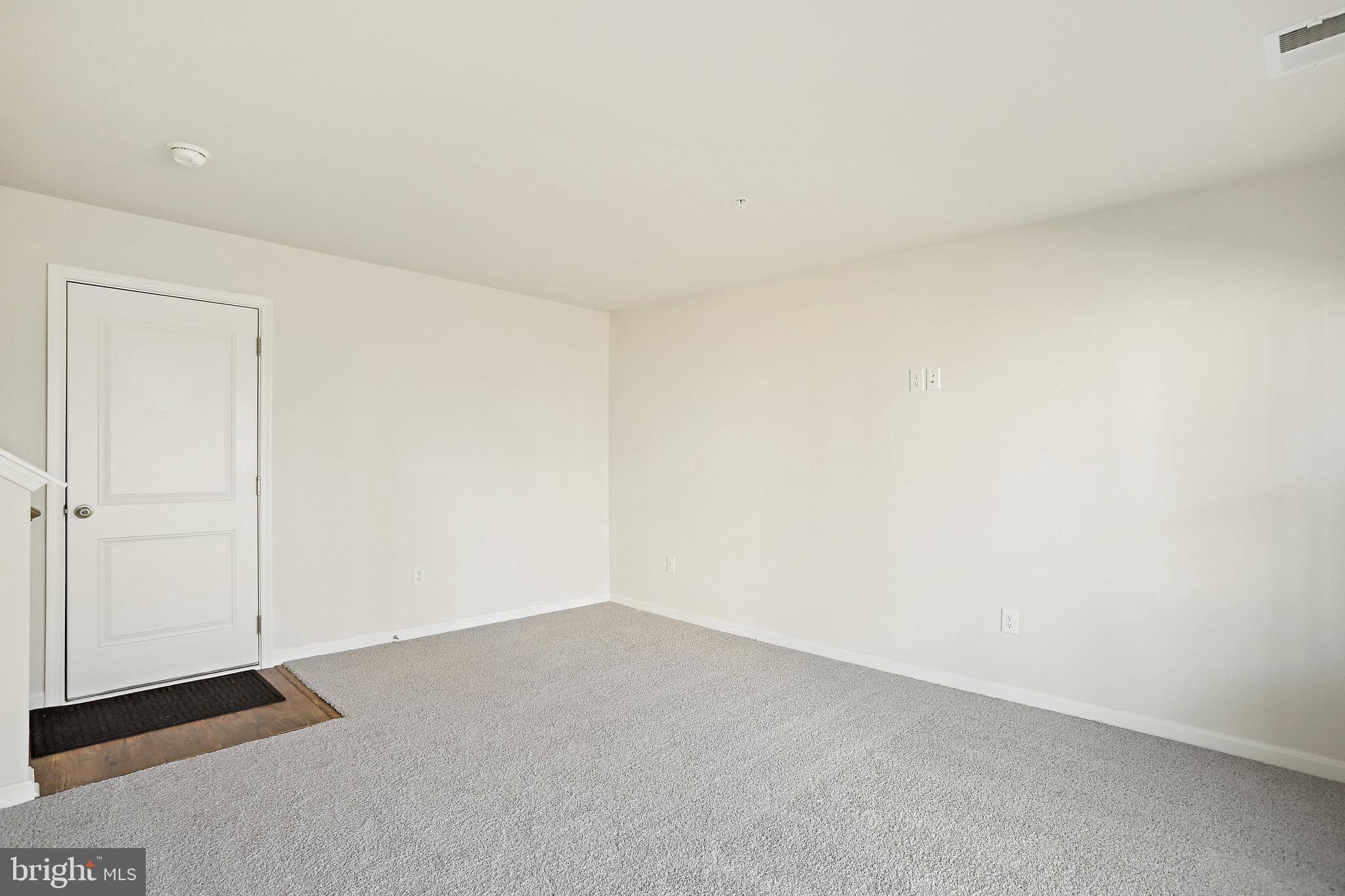 TUSCARORA CREEK - Residential Lease