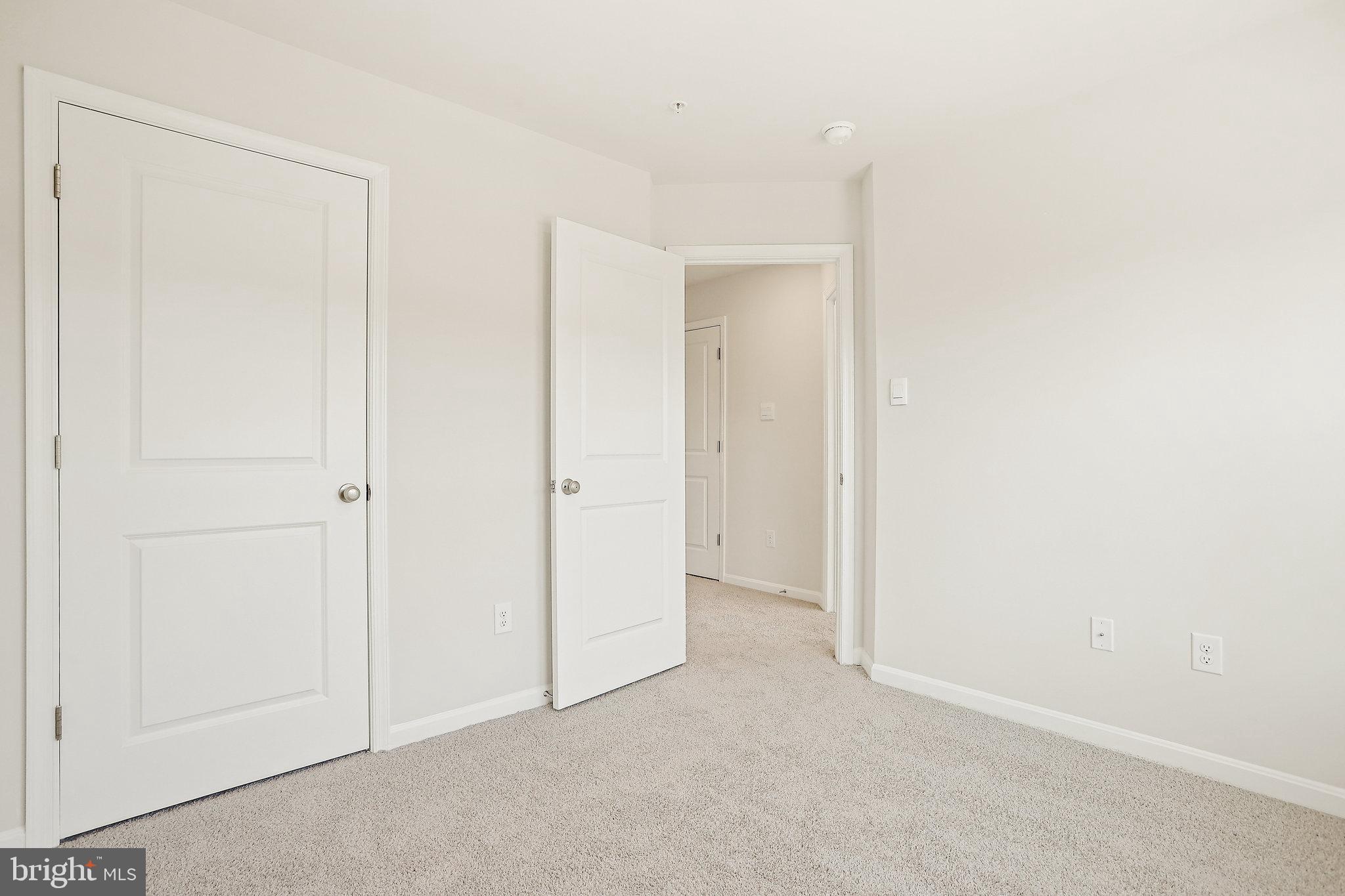 TUSCARORA CREEK - Residential Lease