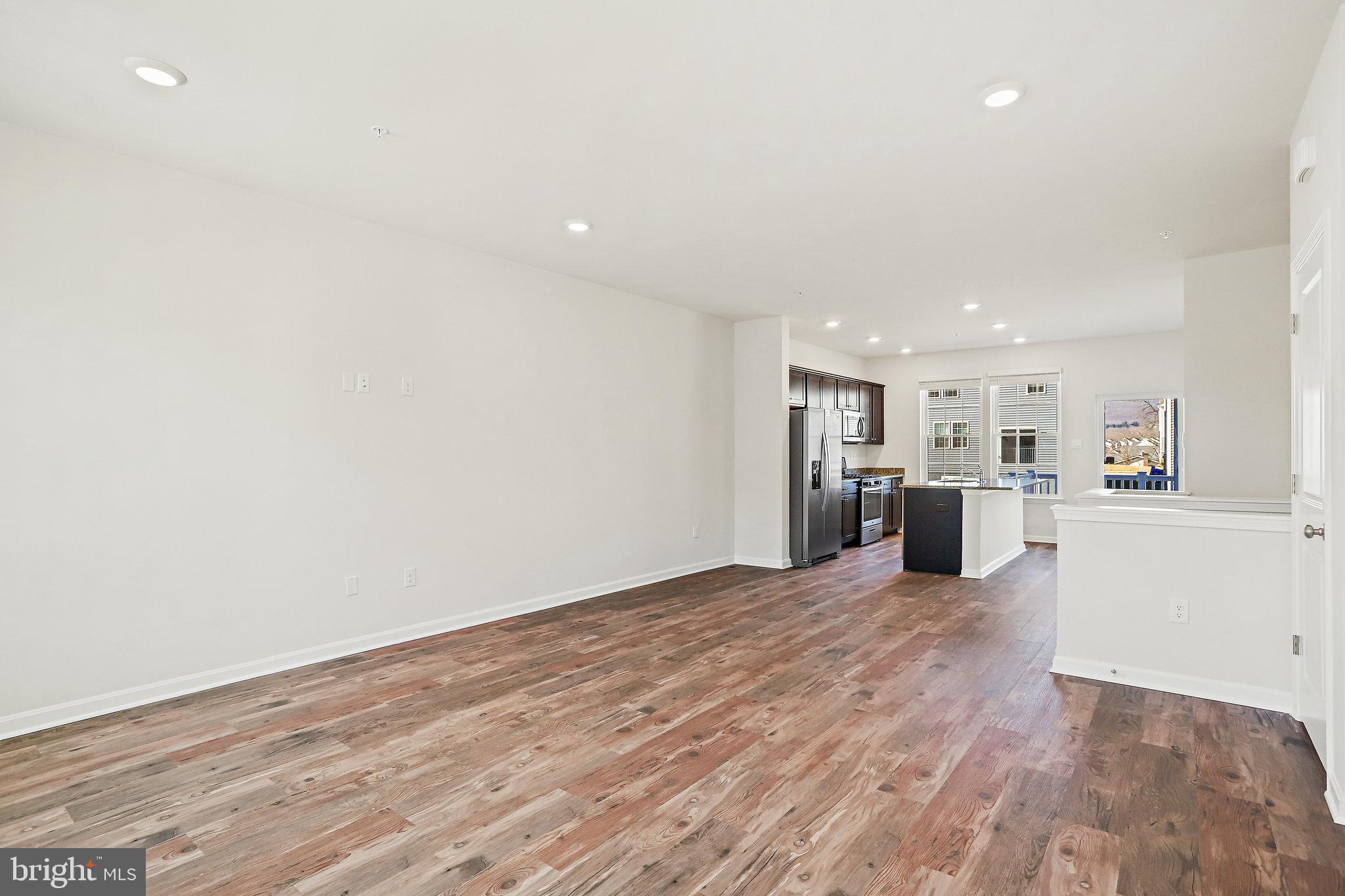 TUSCARORA CREEK - Residential Lease