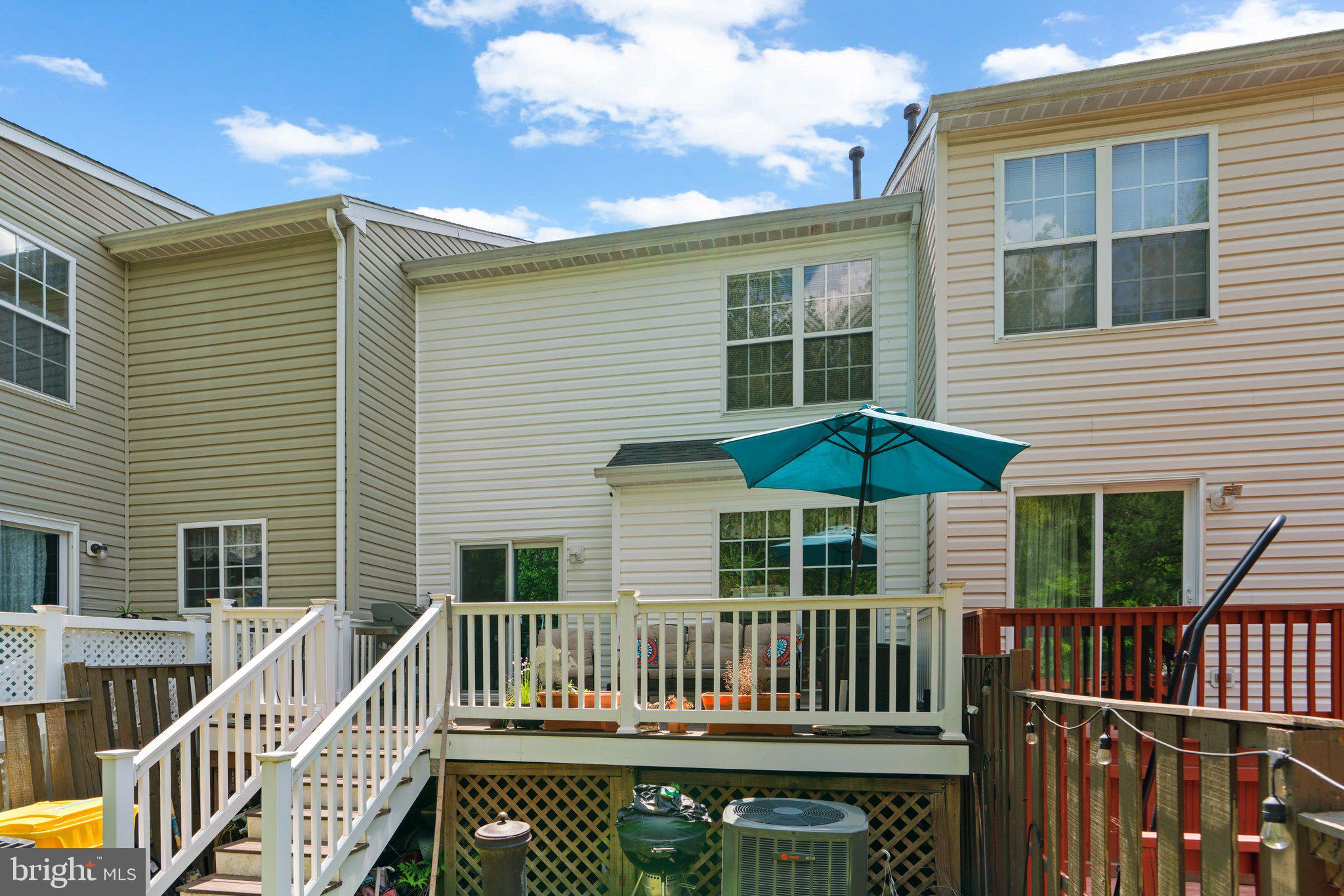 SEVEN OAKS - Residential