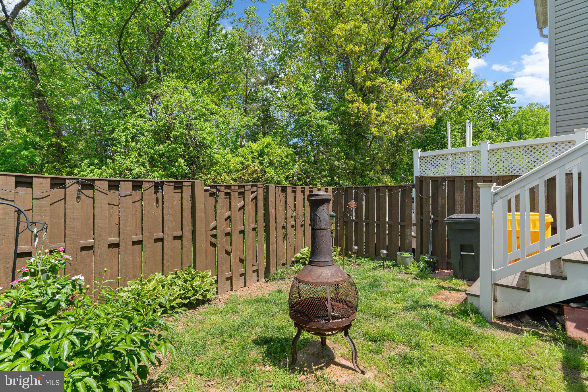 SEVEN OAKS - Residential