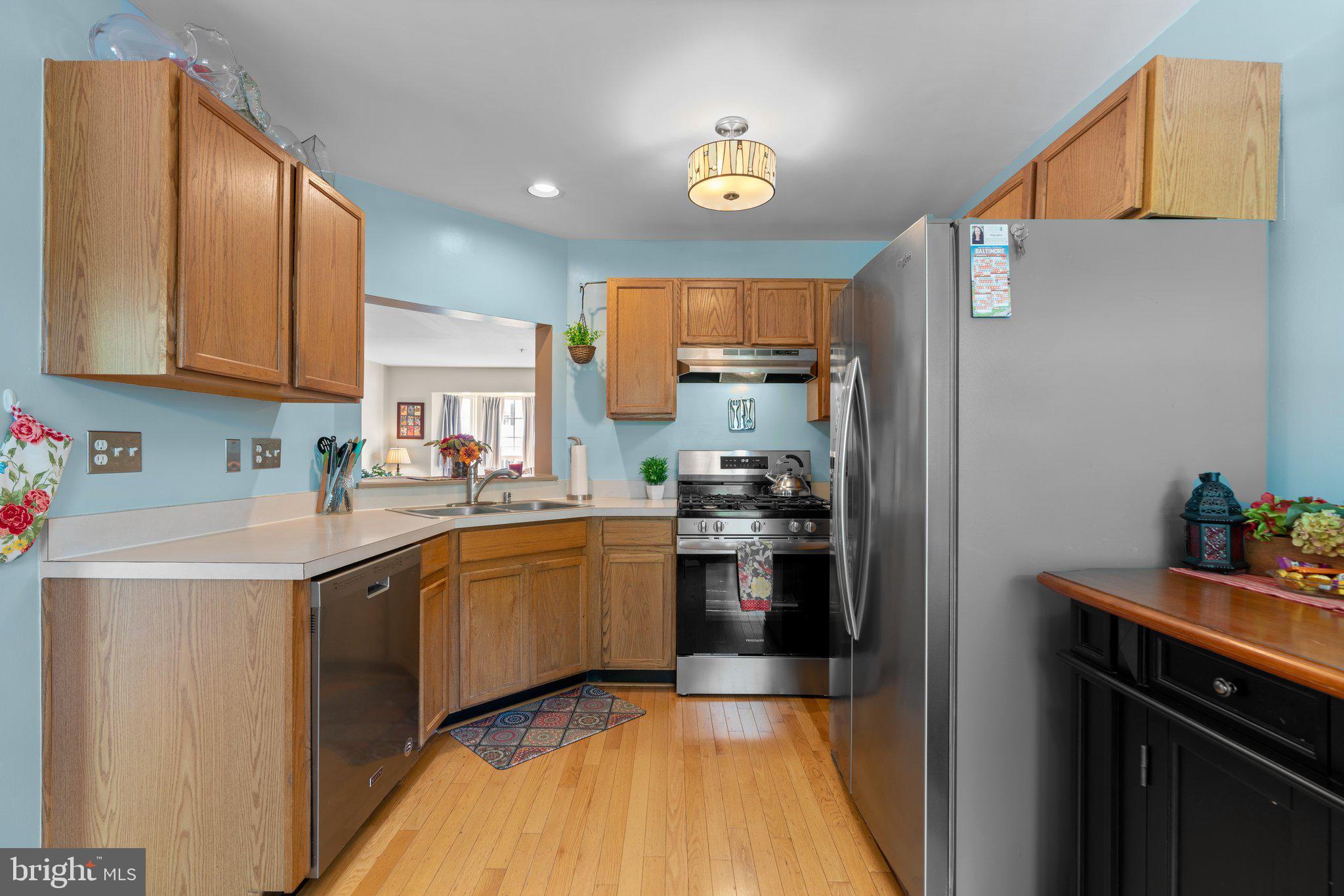 SEVEN OAKS - Residential