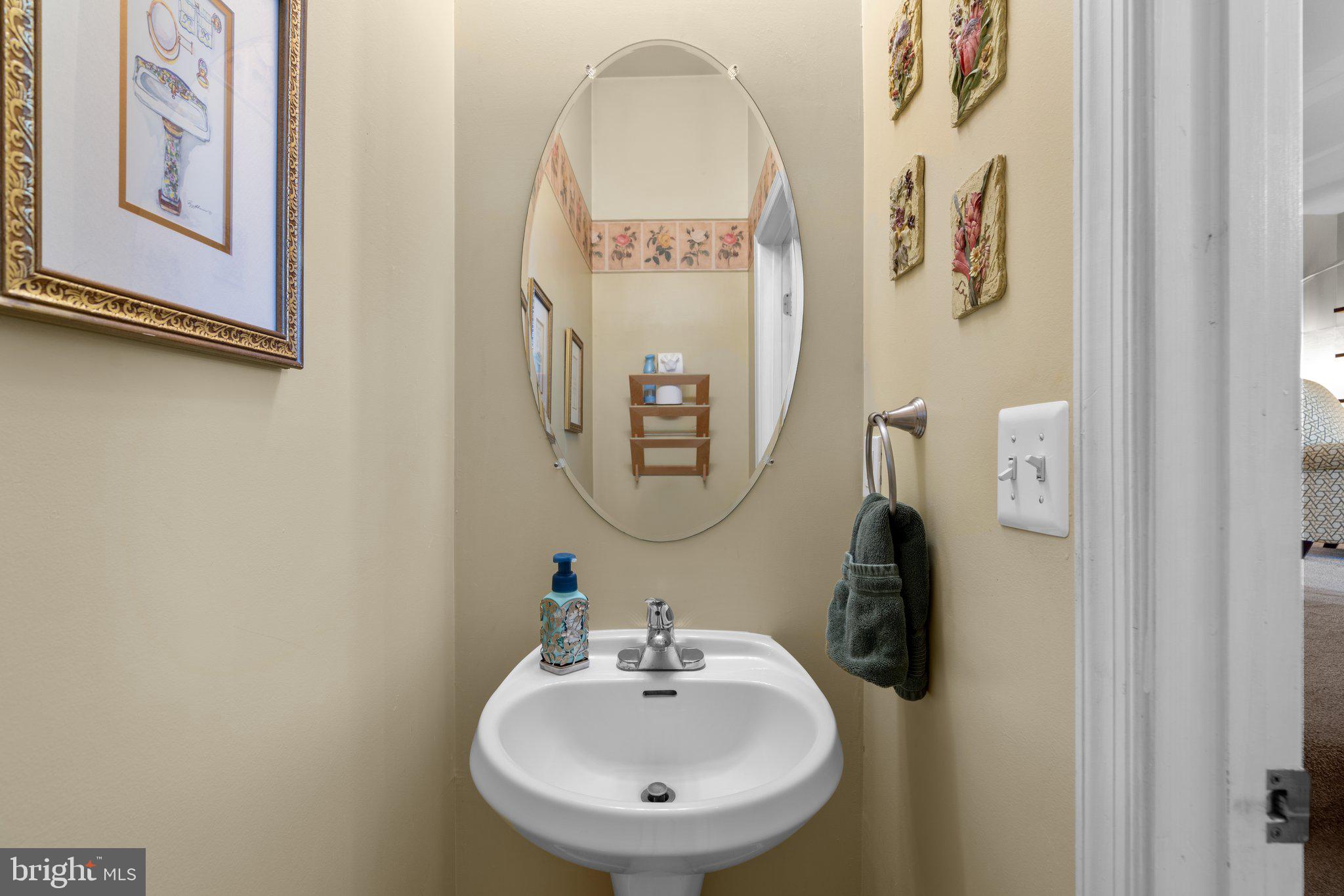 SEVEN OAKS - Residential