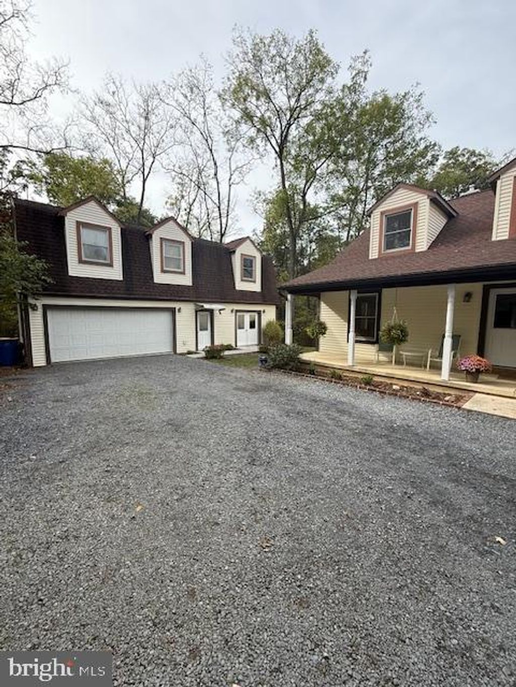 Photo of 70 Dewalt Dr, MECHANICSBURG, PA 17050 (MLS # PACB2047550)