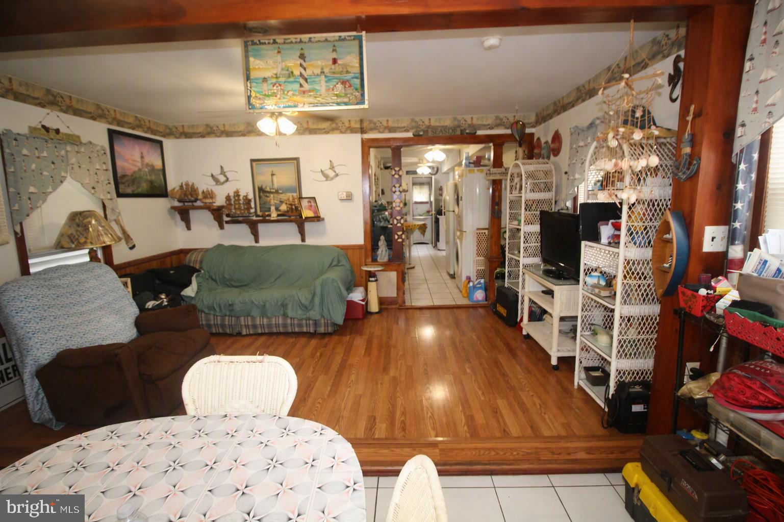 218 BAY TERRACE