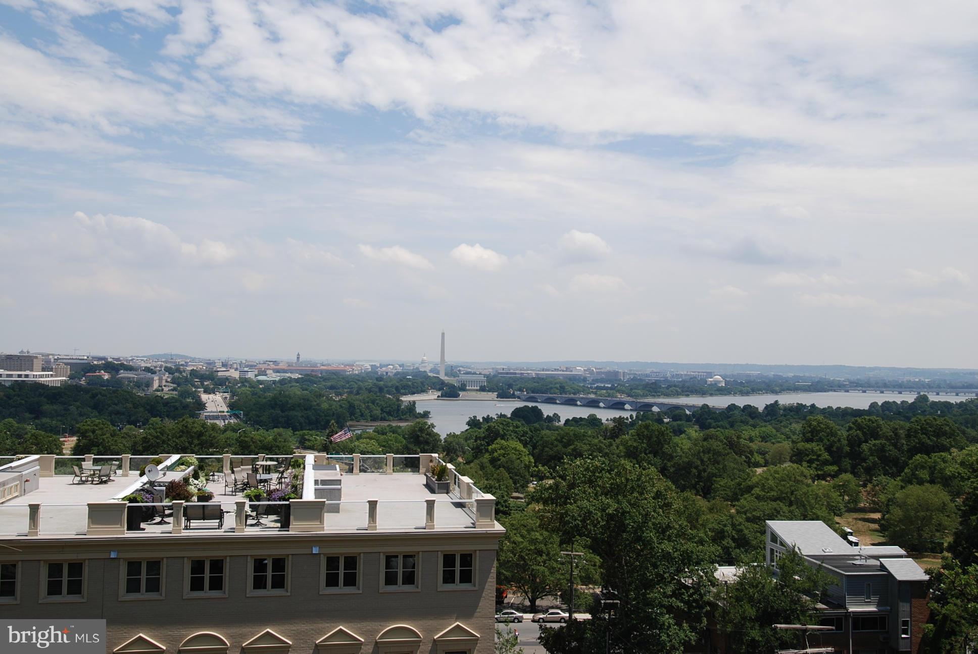 THE WESLIE - Residential Lease