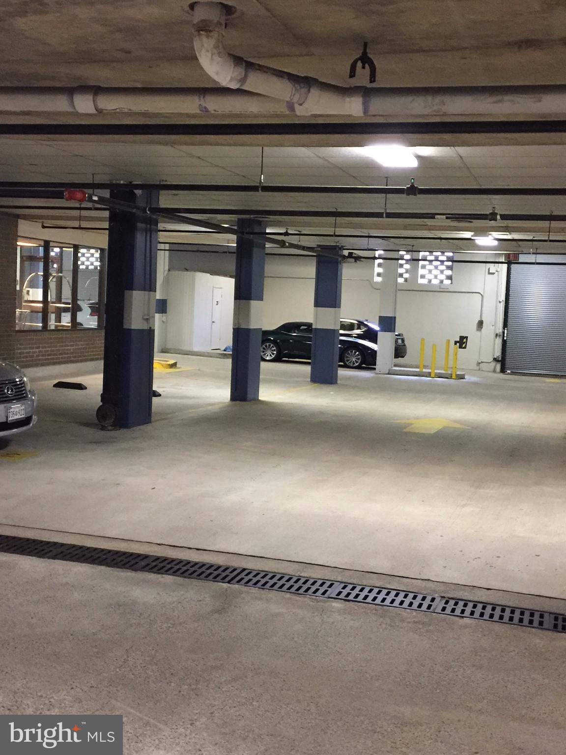 THE WESLIE - Residential Lease