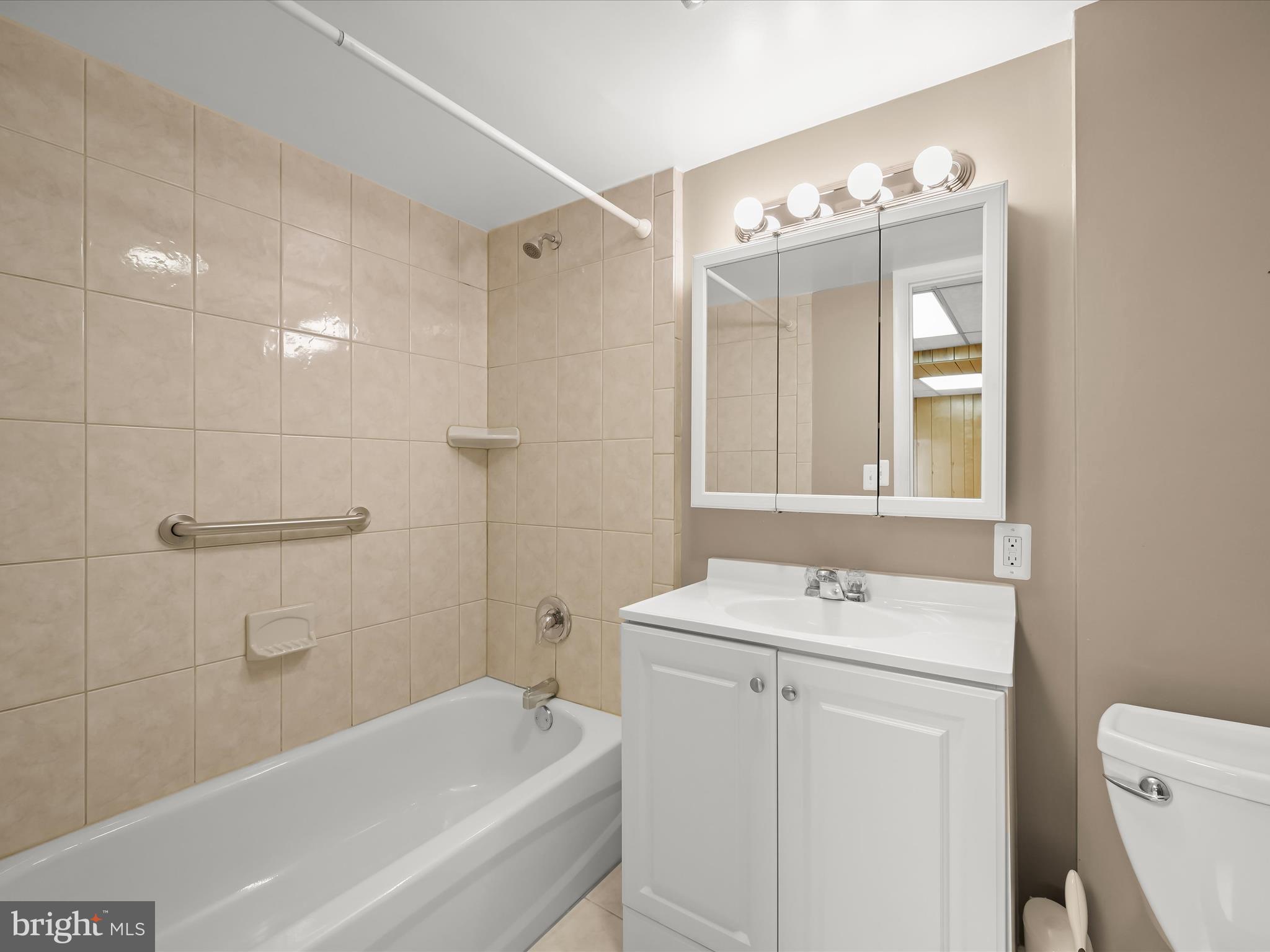 BONNIE BRAE - Residential