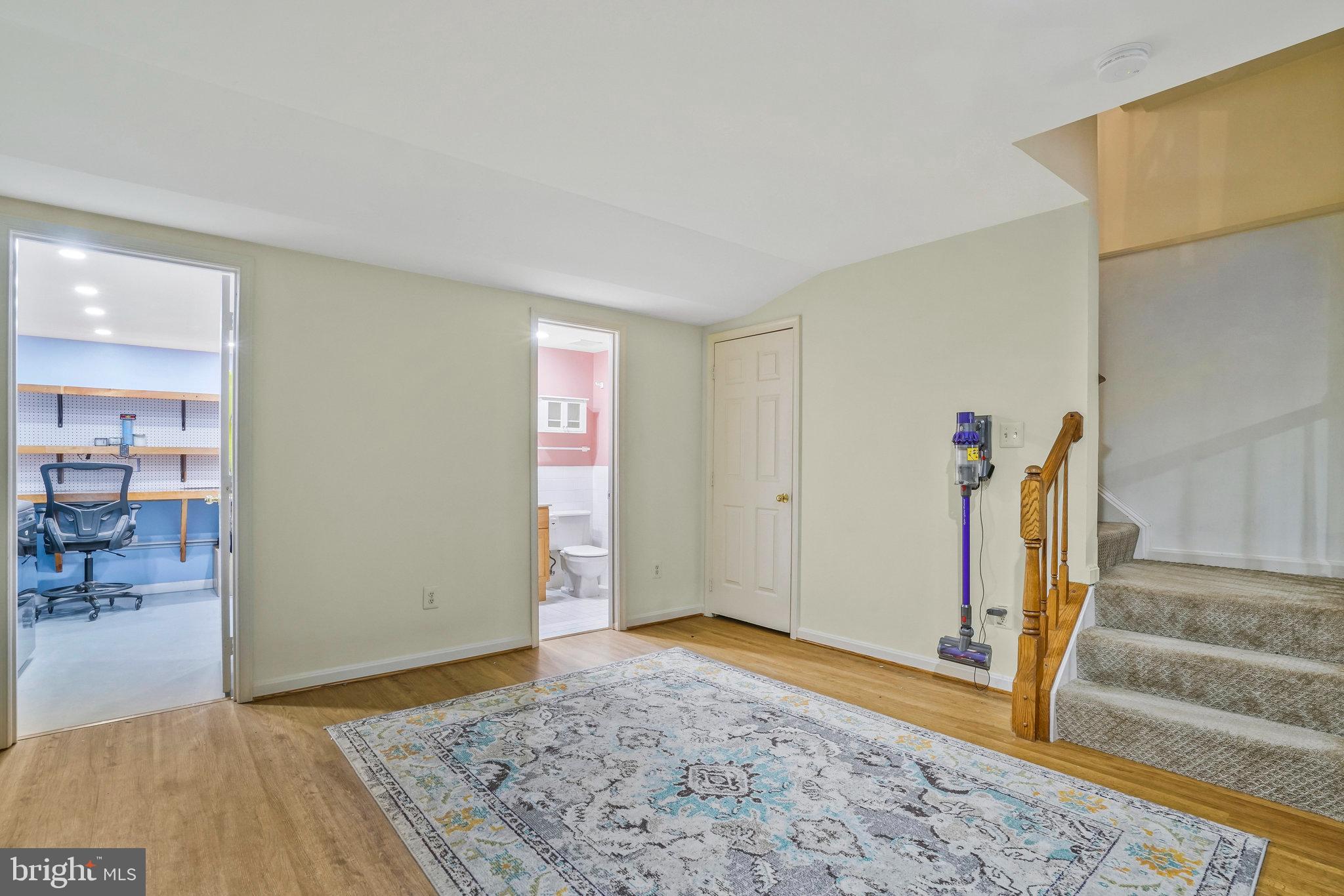 MIDDLEFORD - Residential