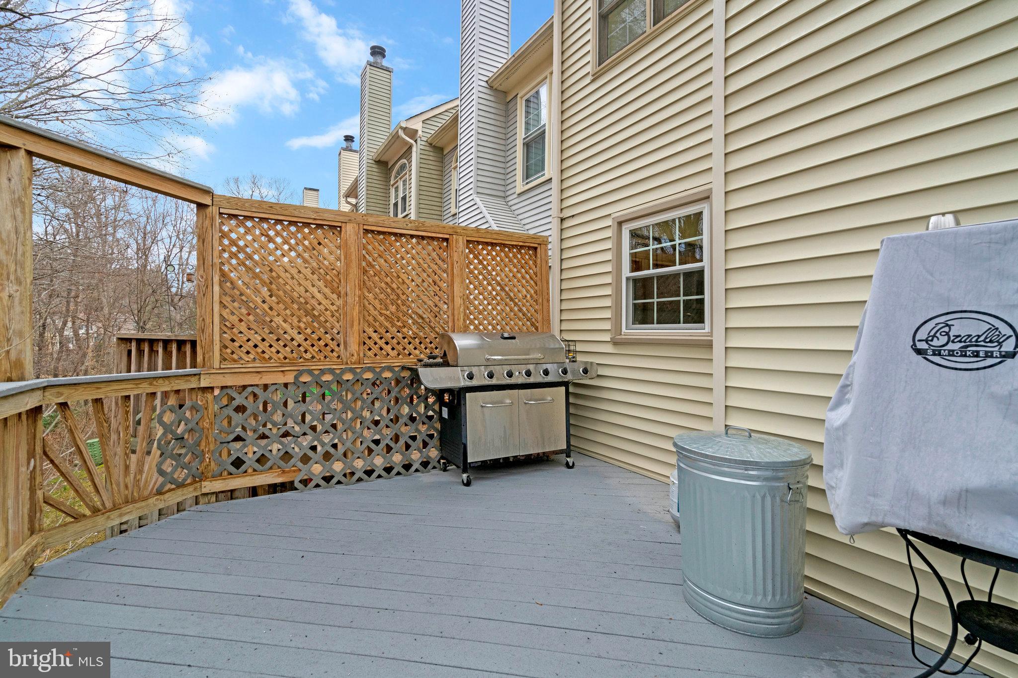 MIDDLEFORD - Residential