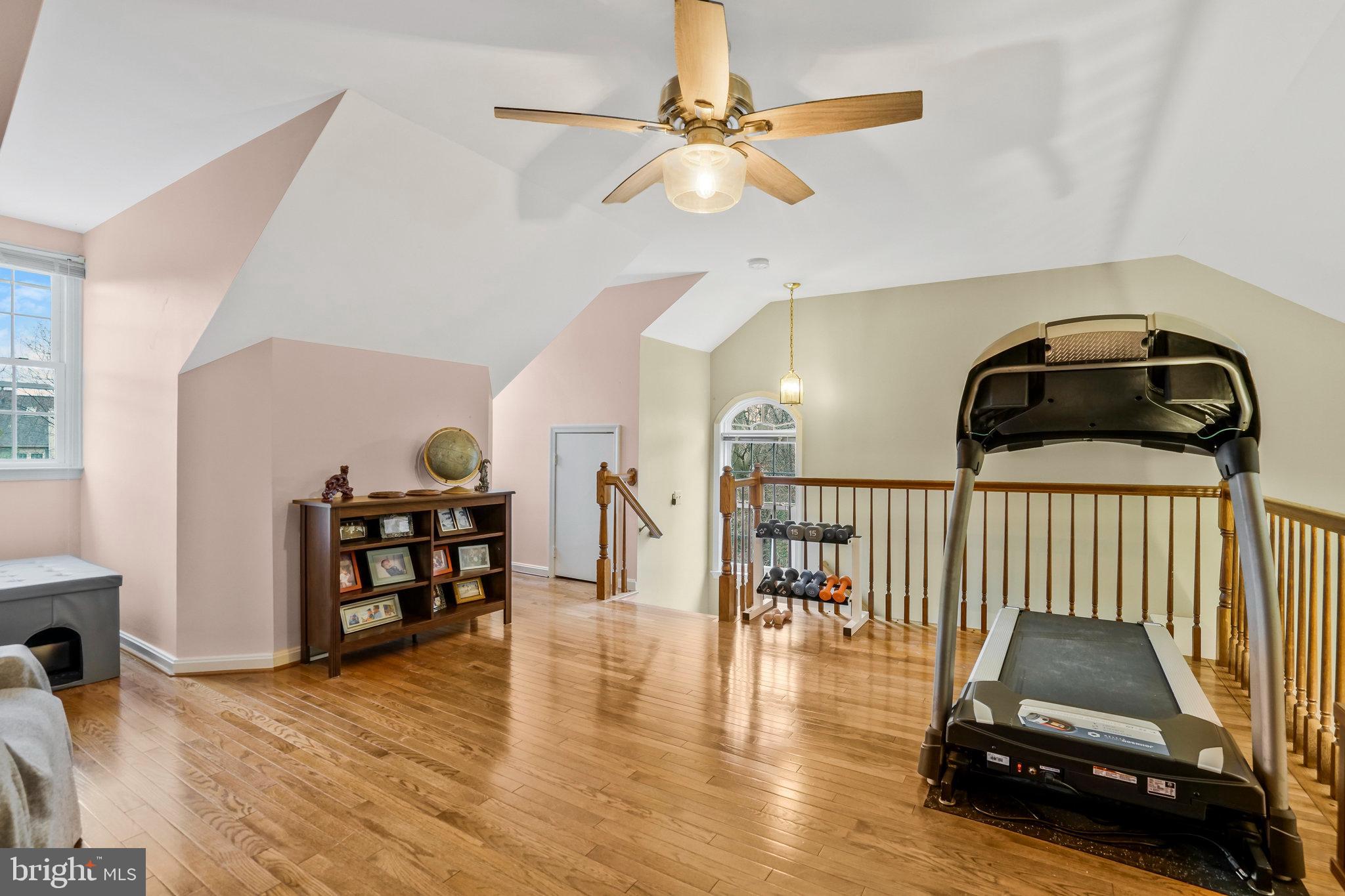 MIDDLEFORD - Residential