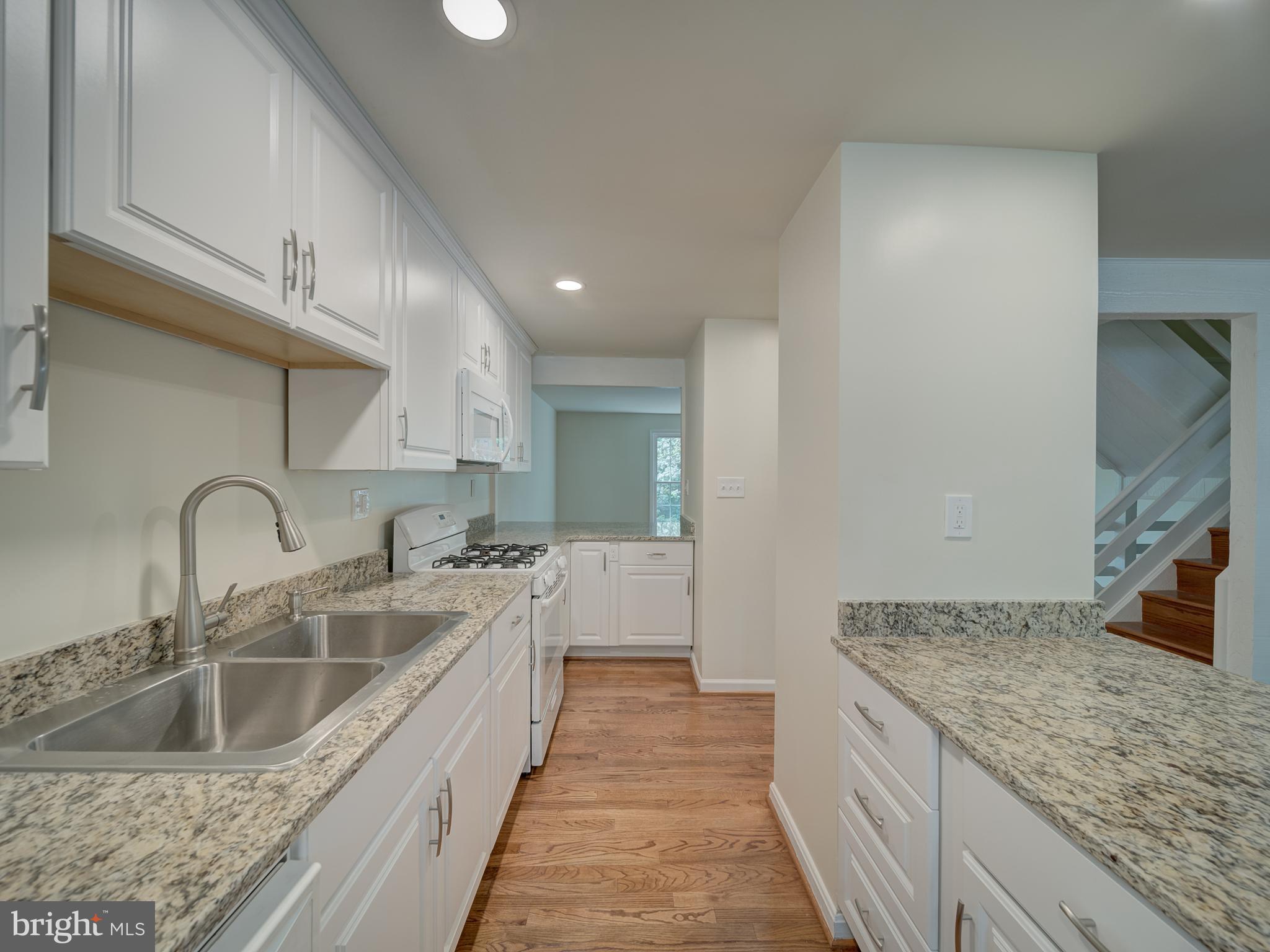 13186 PUTNAM CIRCLE