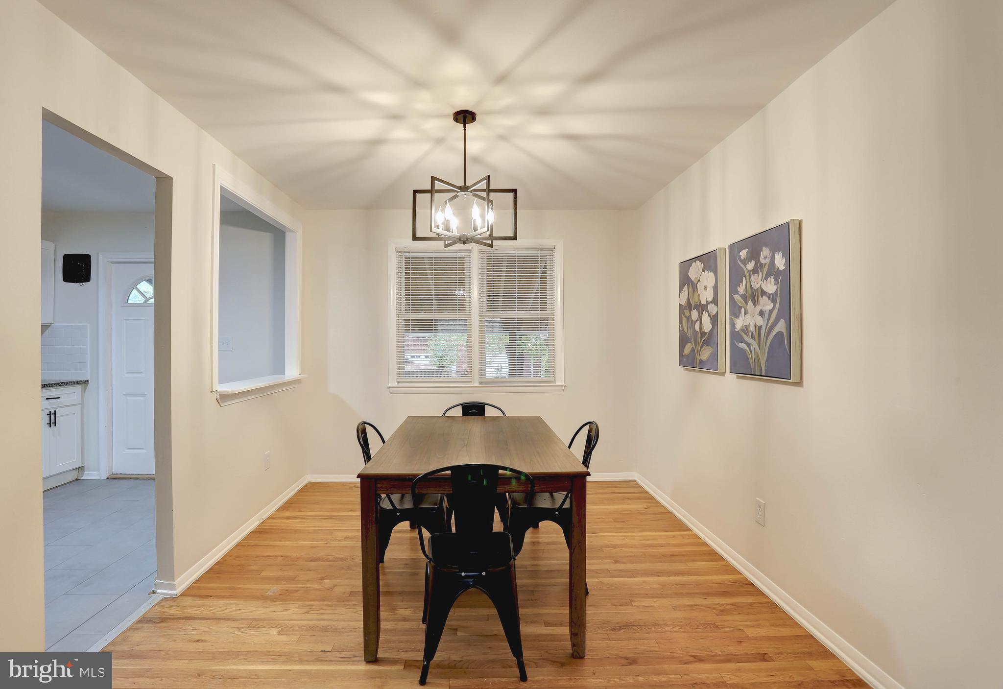 HOLLAND HILL - Residential