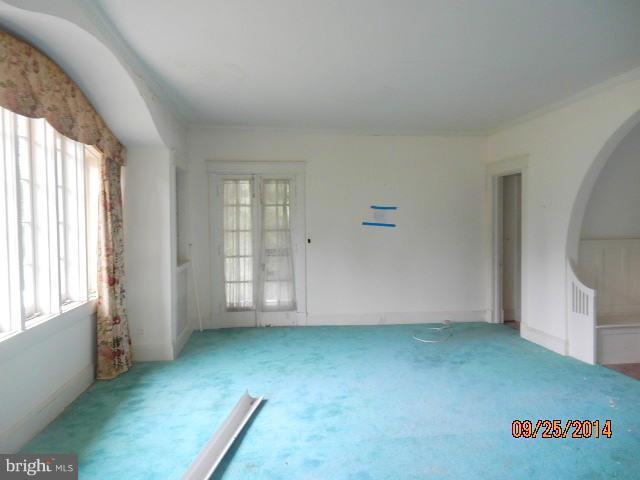 TEN HILLS - Residential