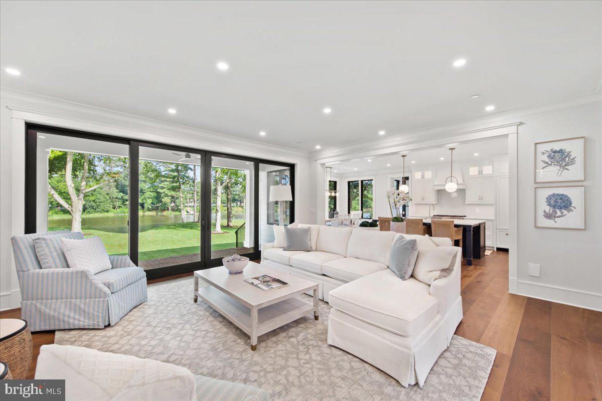 LEE HAVEN - Residential