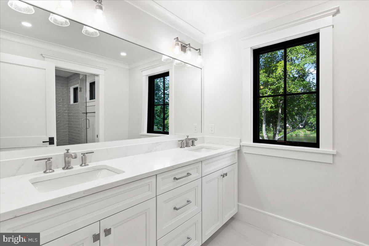 LEE HAVEN - Residential