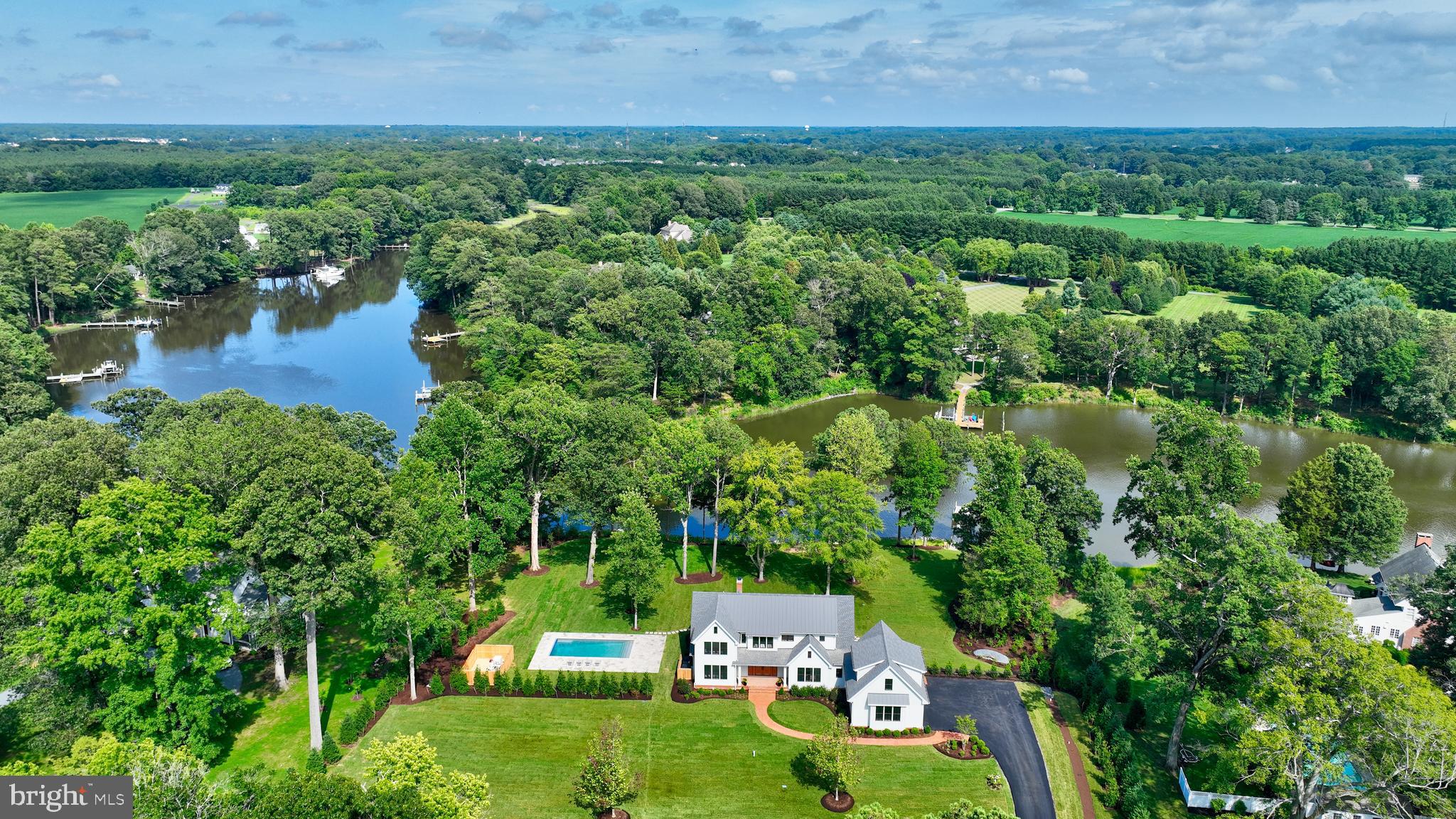 LEE HAVEN - Residential