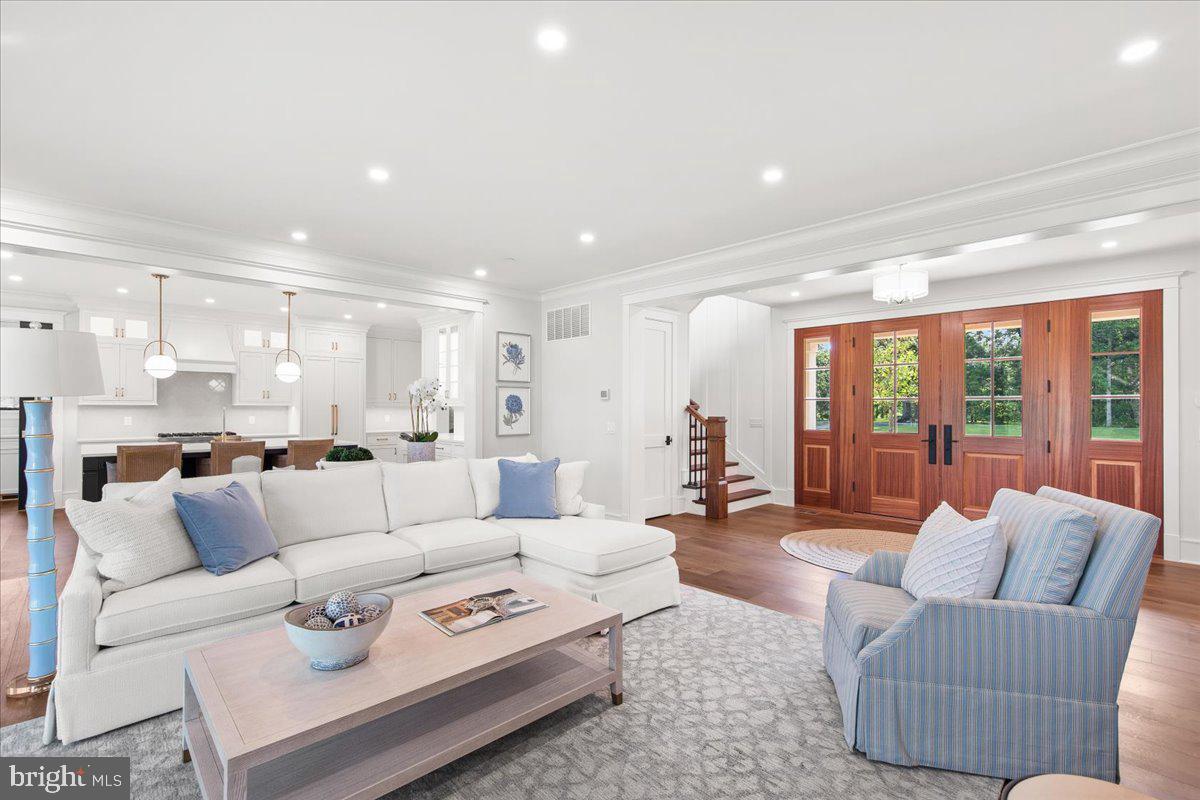 LEE HAVEN - Residential