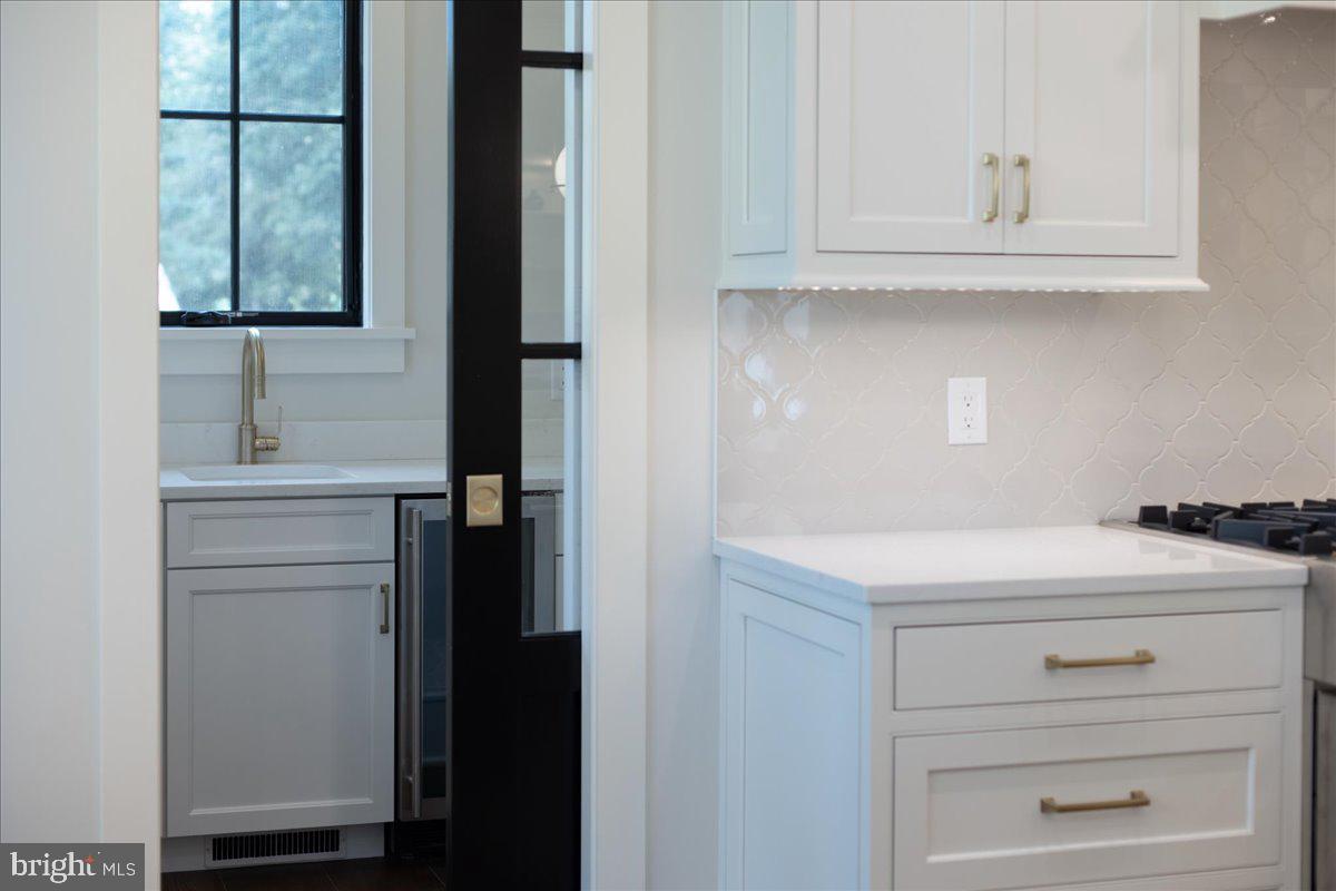 LEE HAVEN - Residential