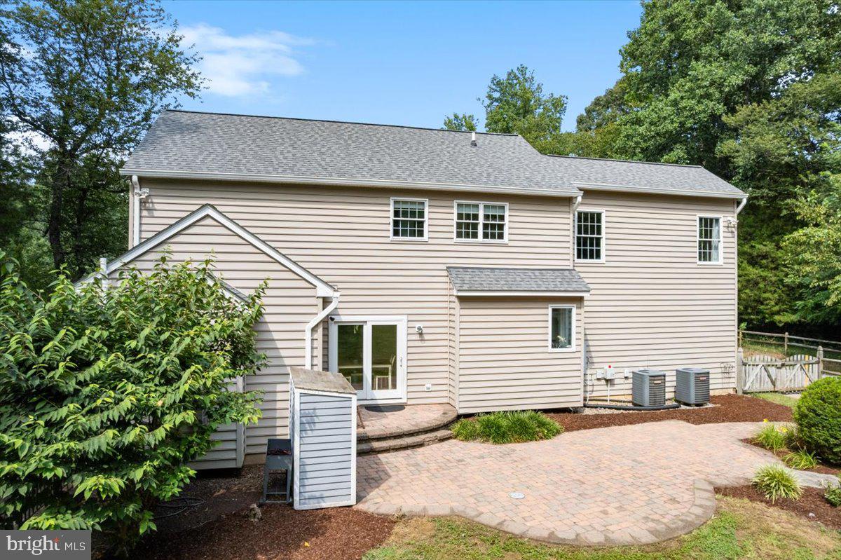 LOVING FARM - Residential