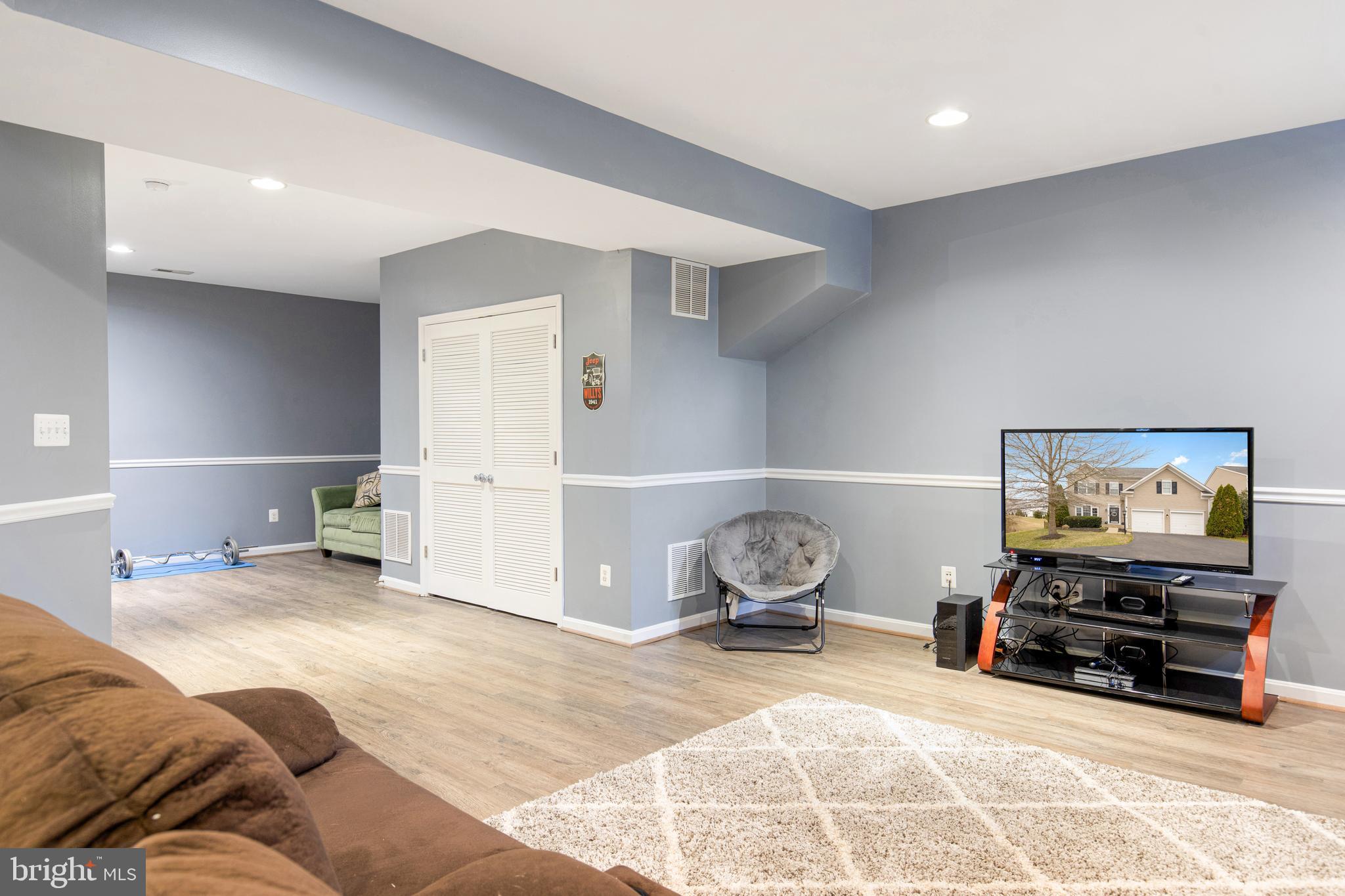 MEADOWS AT MORRIS FARM - Residential