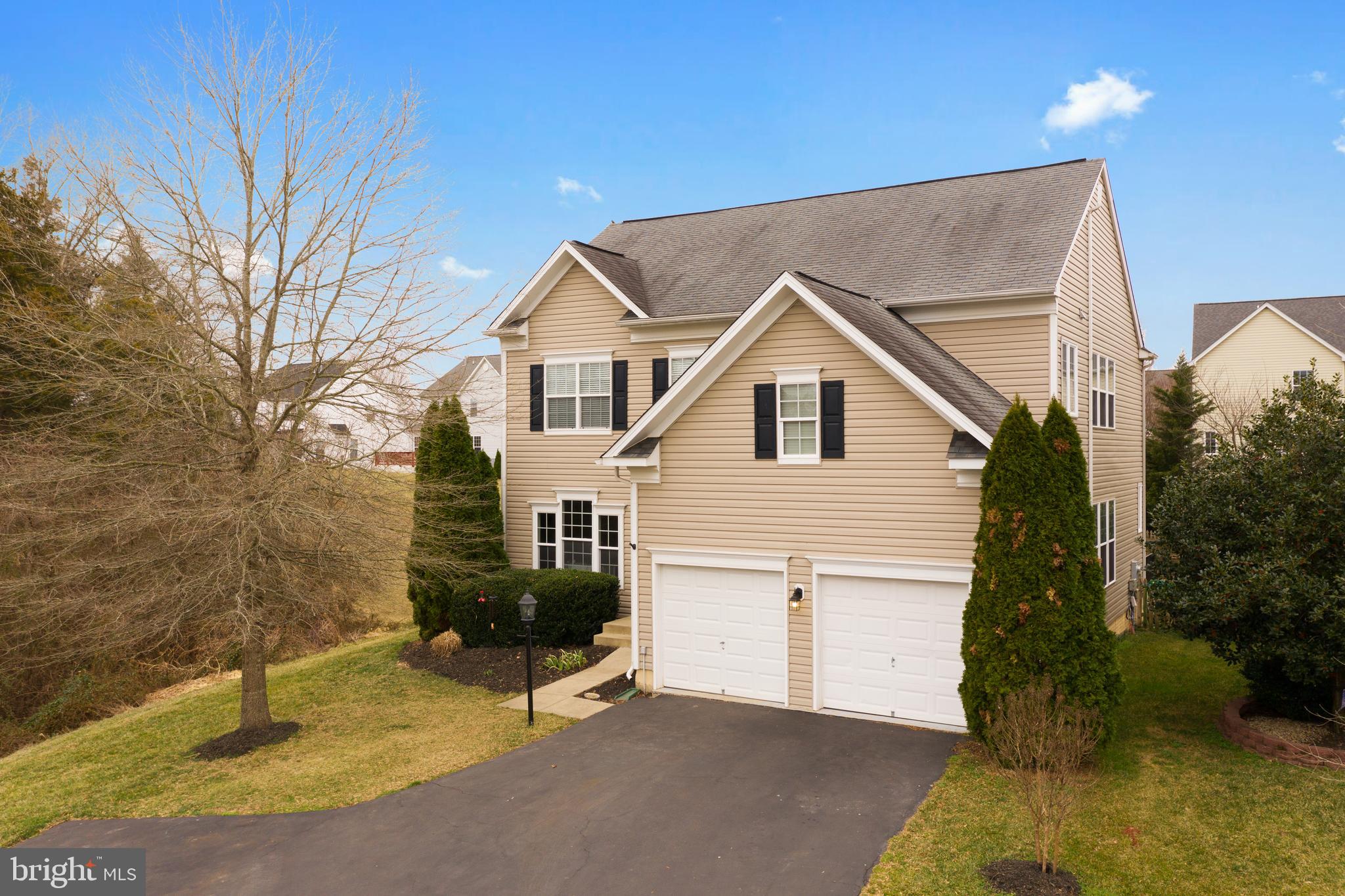 MEADOWS AT MORRIS FARM - Residential