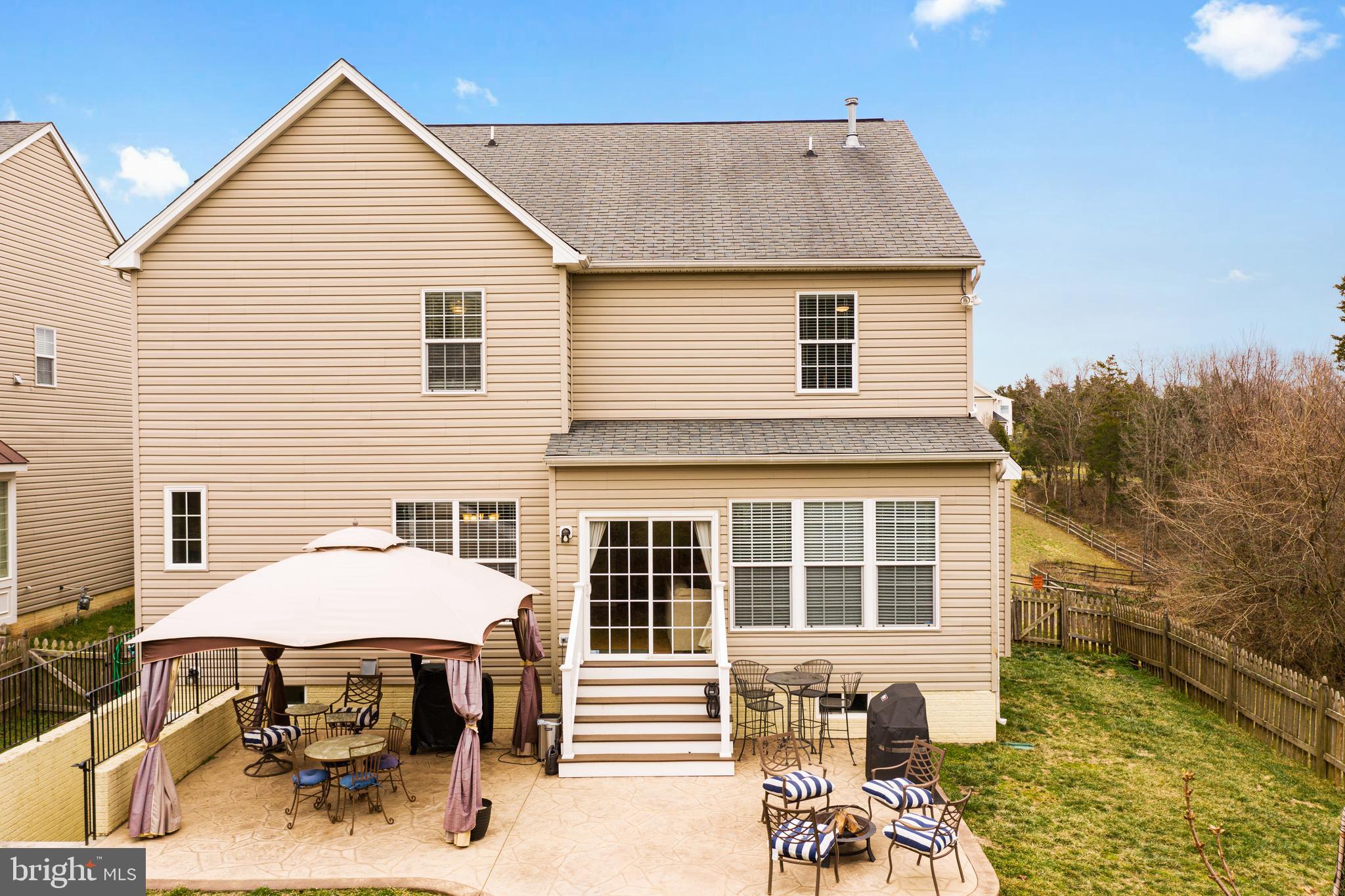 MEADOWS AT MORRIS FARM - Residential