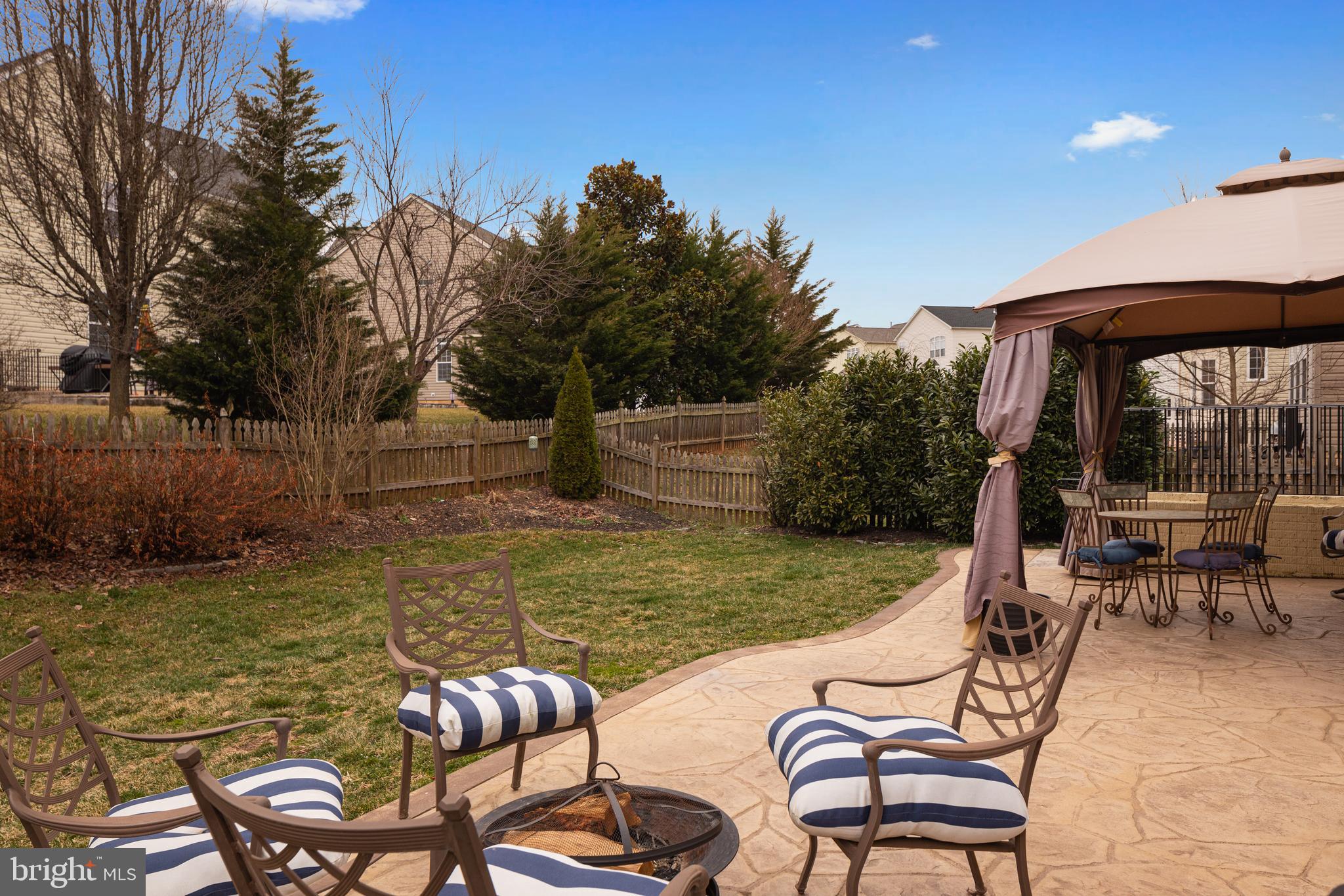 MEADOWS AT MORRIS FARM - Residential