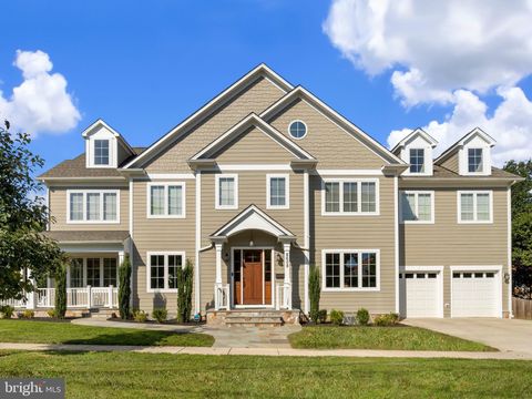 Photo of 8608 GRANT ST, BETHESDA, MD 20817 (MLS # MDMC2067986) Photo of 8608 GRANT ST, BETHESDA, MD 20817 (MLS # MDMC2067986)