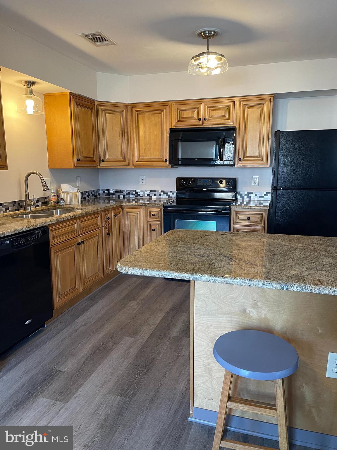 LAKE RIDGE - ANTIETAM - Residential