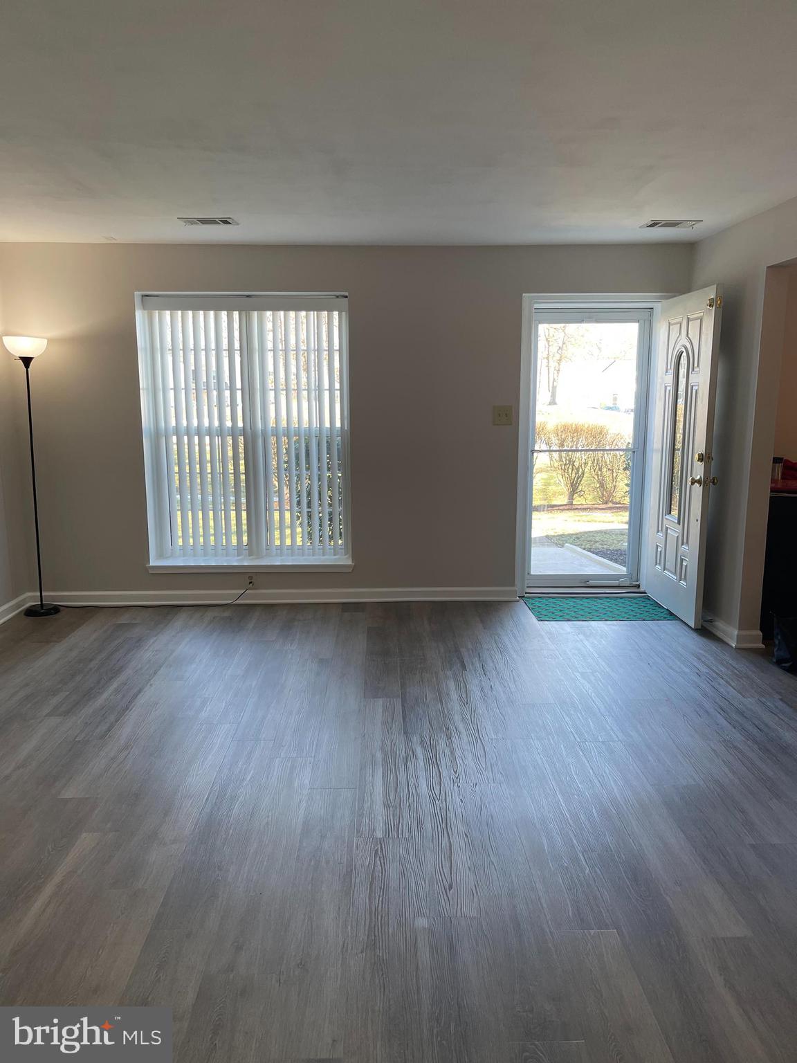 LAKE RIDGE - ANTIETAM - Residential