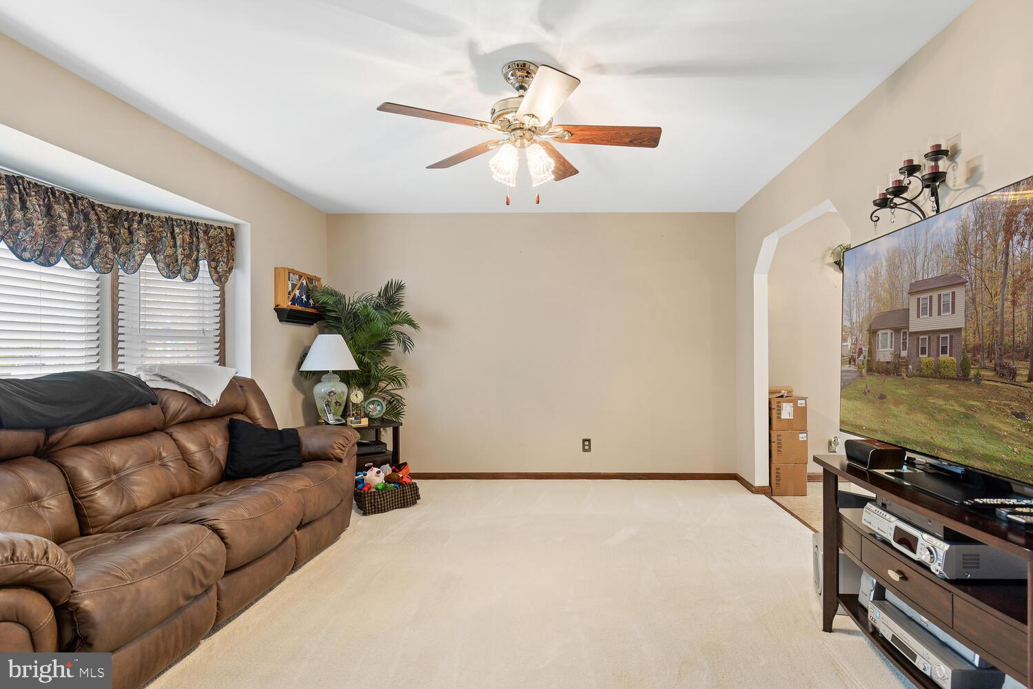 SHADOW WOODS - Residential