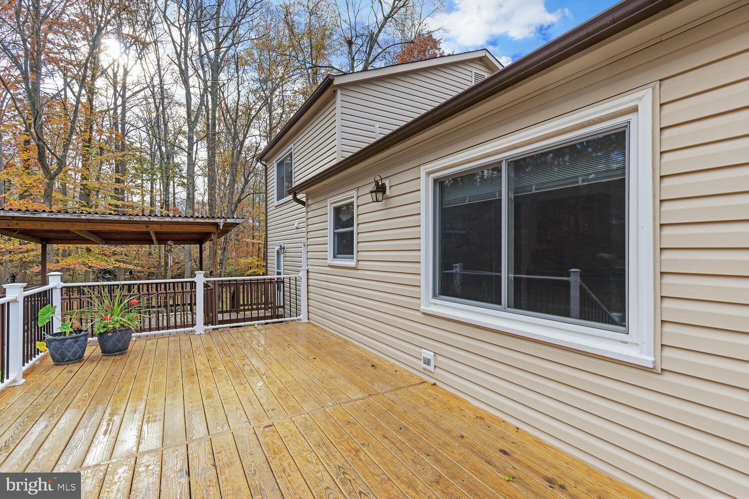 SHADOW WOODS - Residential