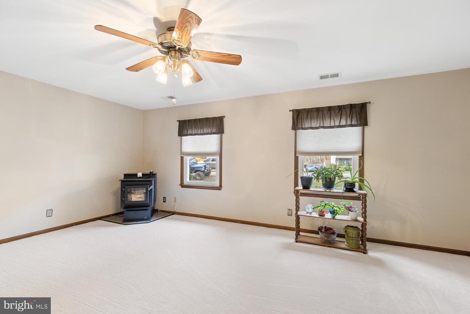 SHADOW WOODS - Residential