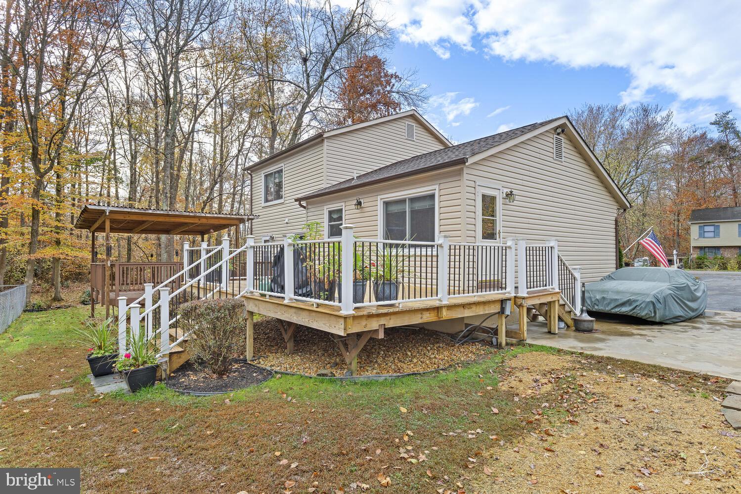 SHADOW WOODS - Residential