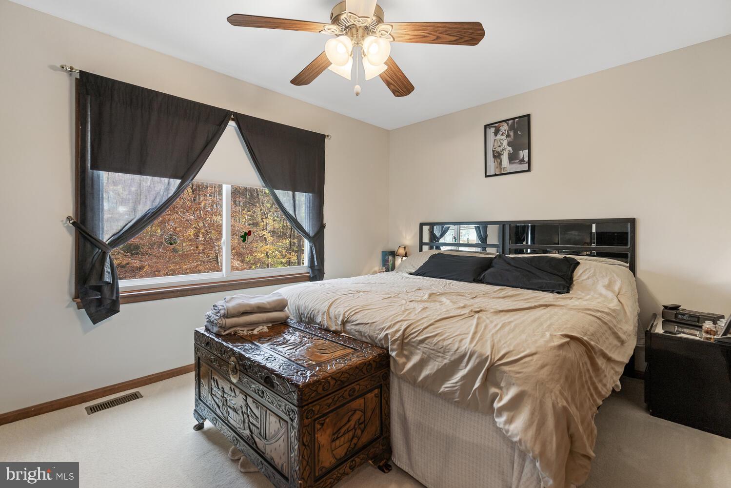 SHADOW WOODS - Residential