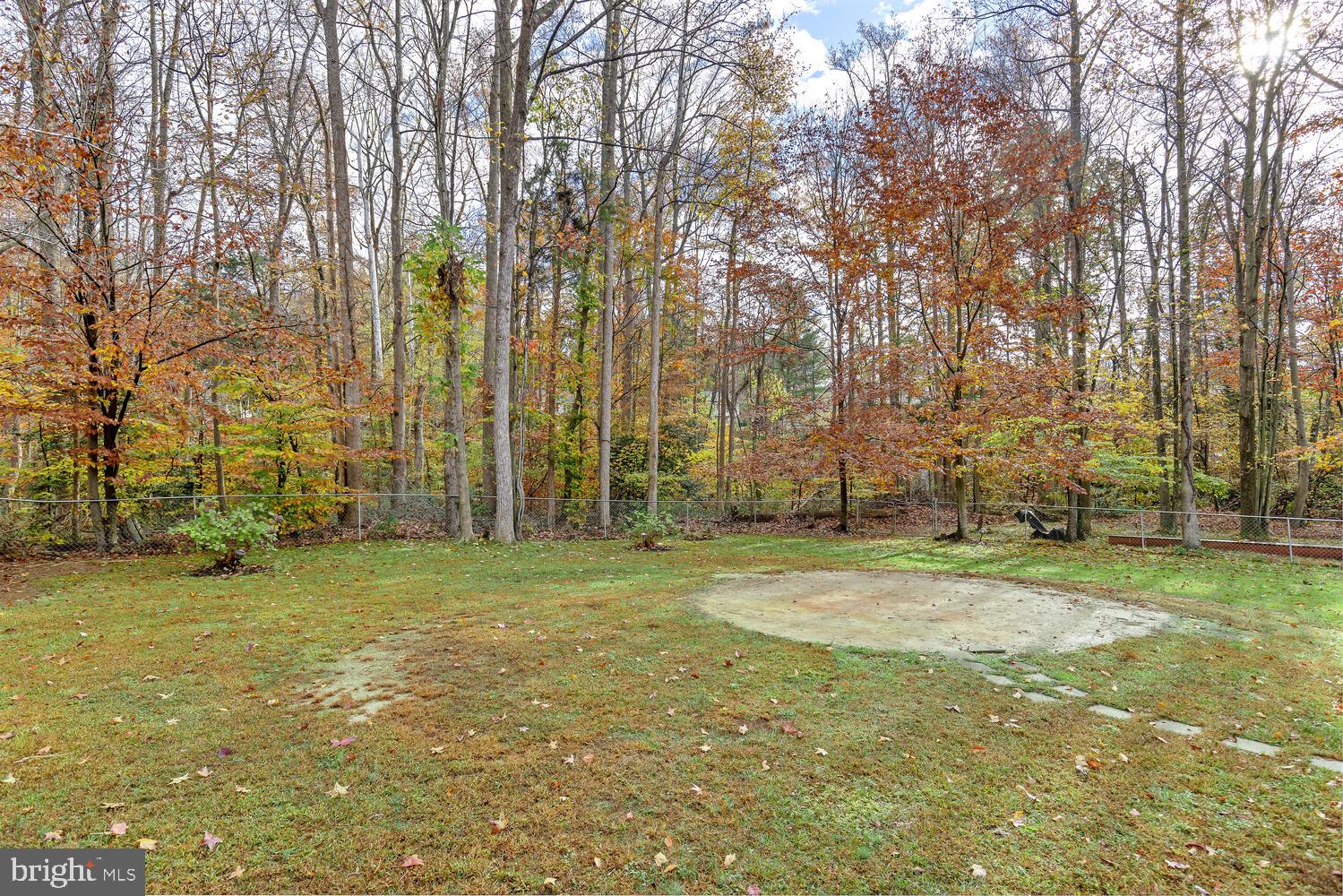 SHADOW WOODS - Residential