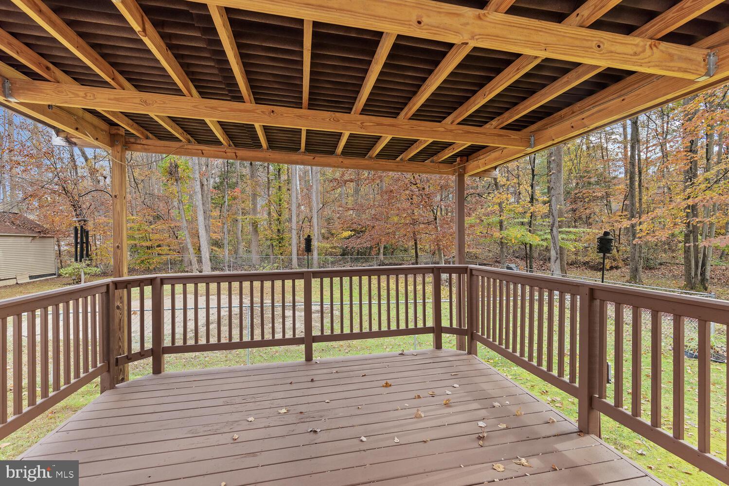 SHADOW WOODS - Residential