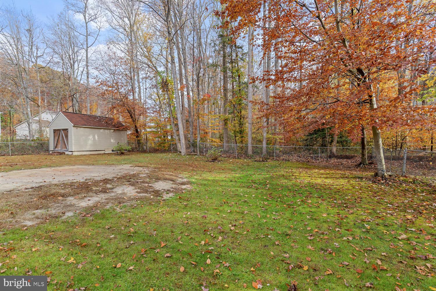 SHADOW WOODS - Residential