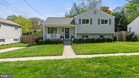 Photo of 11119 Lund Place, Kensington, MD 20895 (MLS # MDMC2129106)
