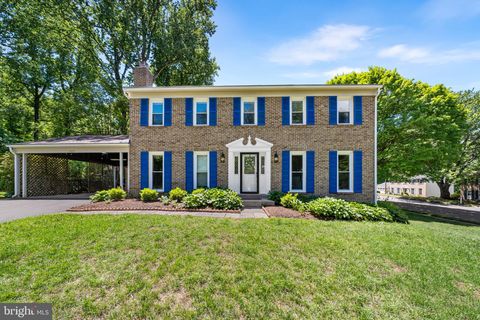 Photo of 11025 Melissa Court, FAIRFAX, VA 22030 (MLS # VAFX2305056)